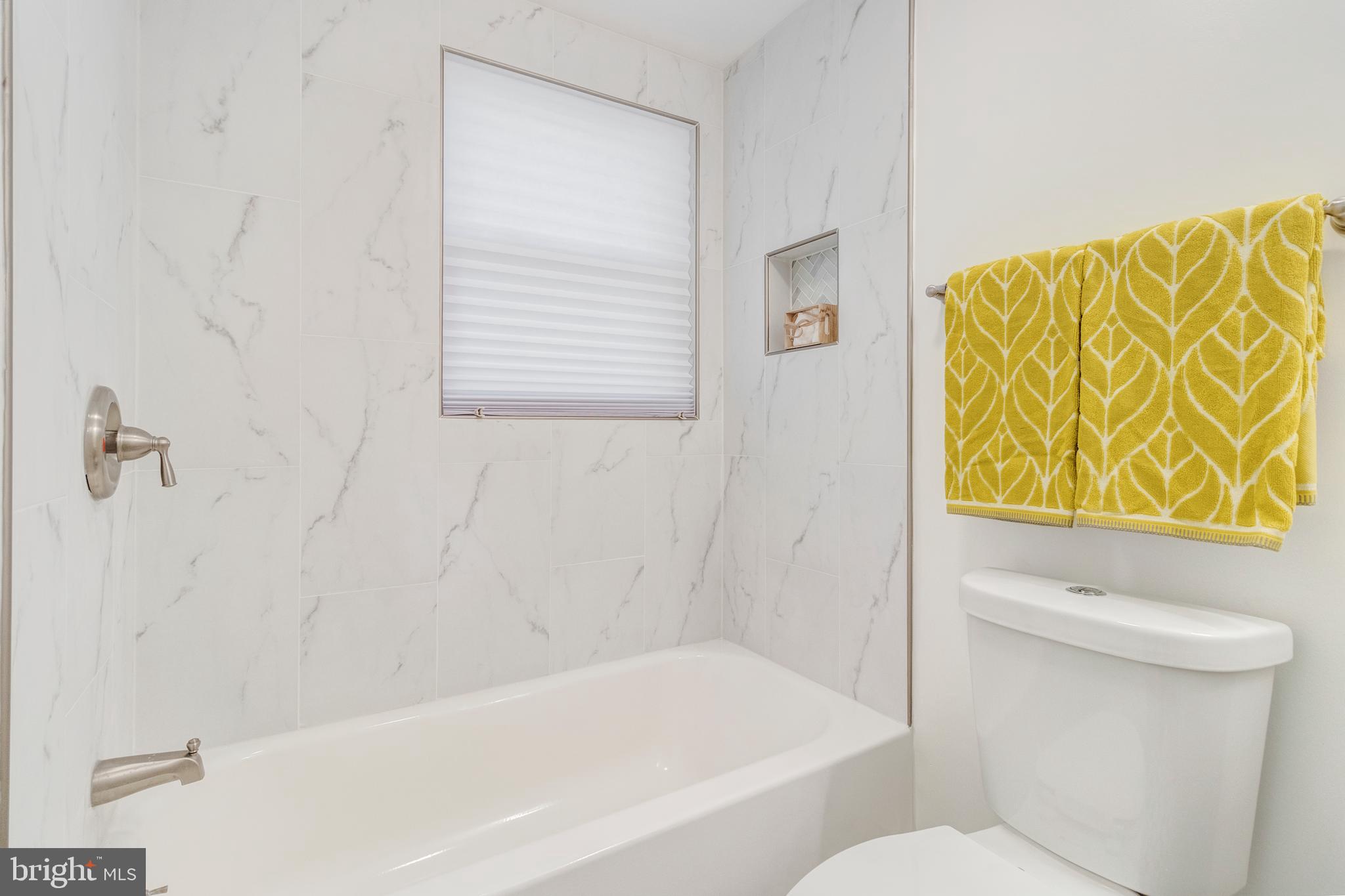 TEMPLE HILLS - Residential