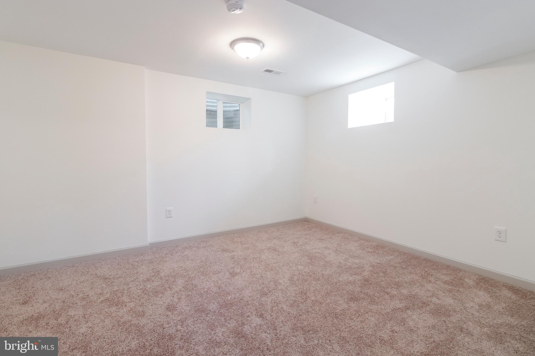 TEMPLE HILLS - Residential