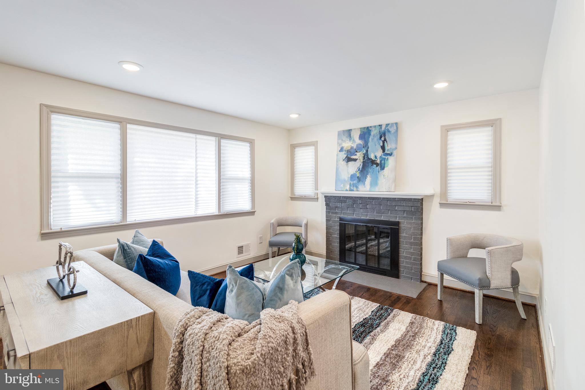 TEMPLE HILLS - Residential