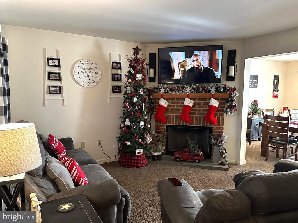 Photo of 40 Greythorne Road, Lancaster, PA 17603 (MLS # PALA2044422)