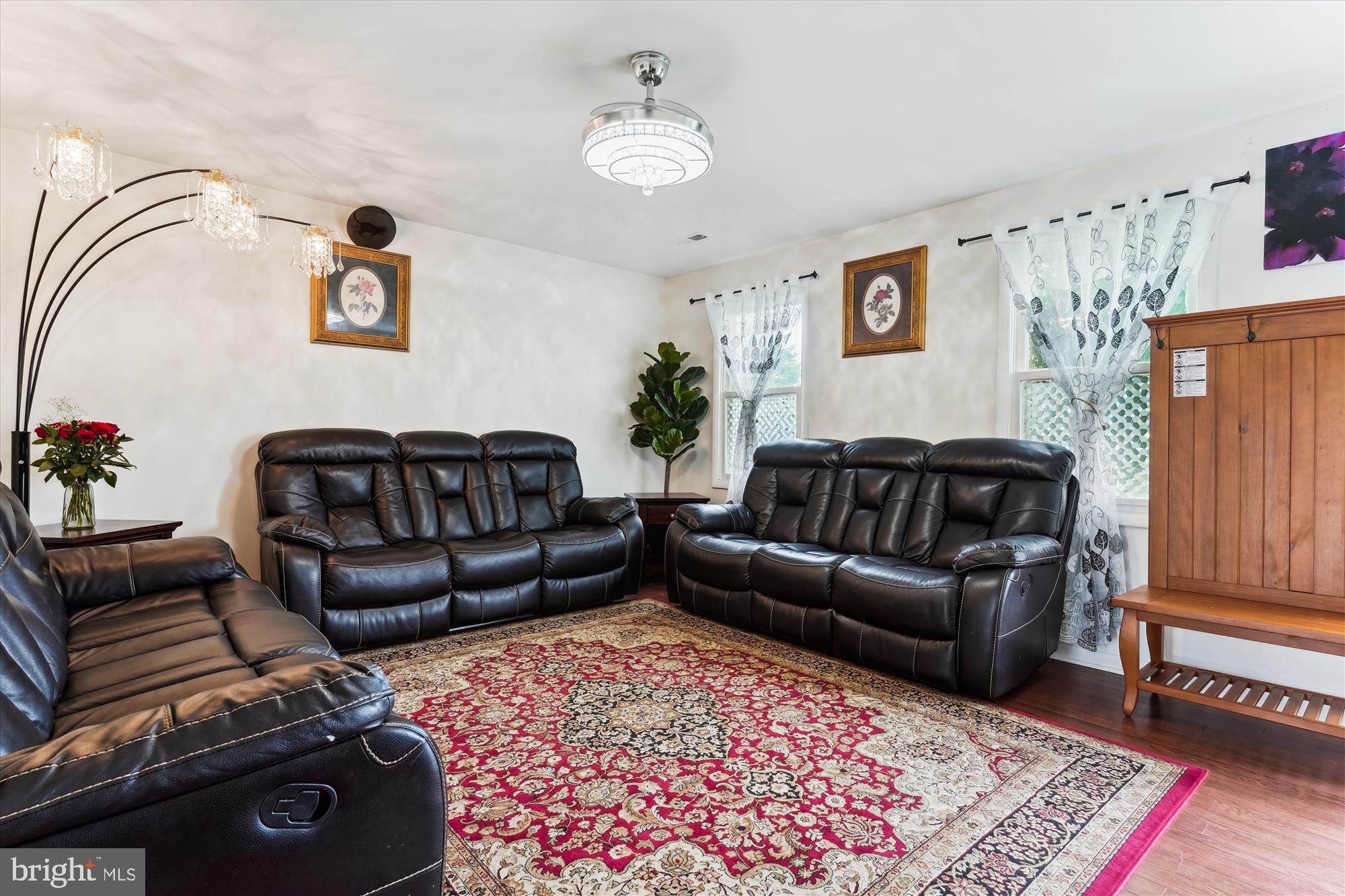 BREEZEWOOD FOREST - Residential Lease