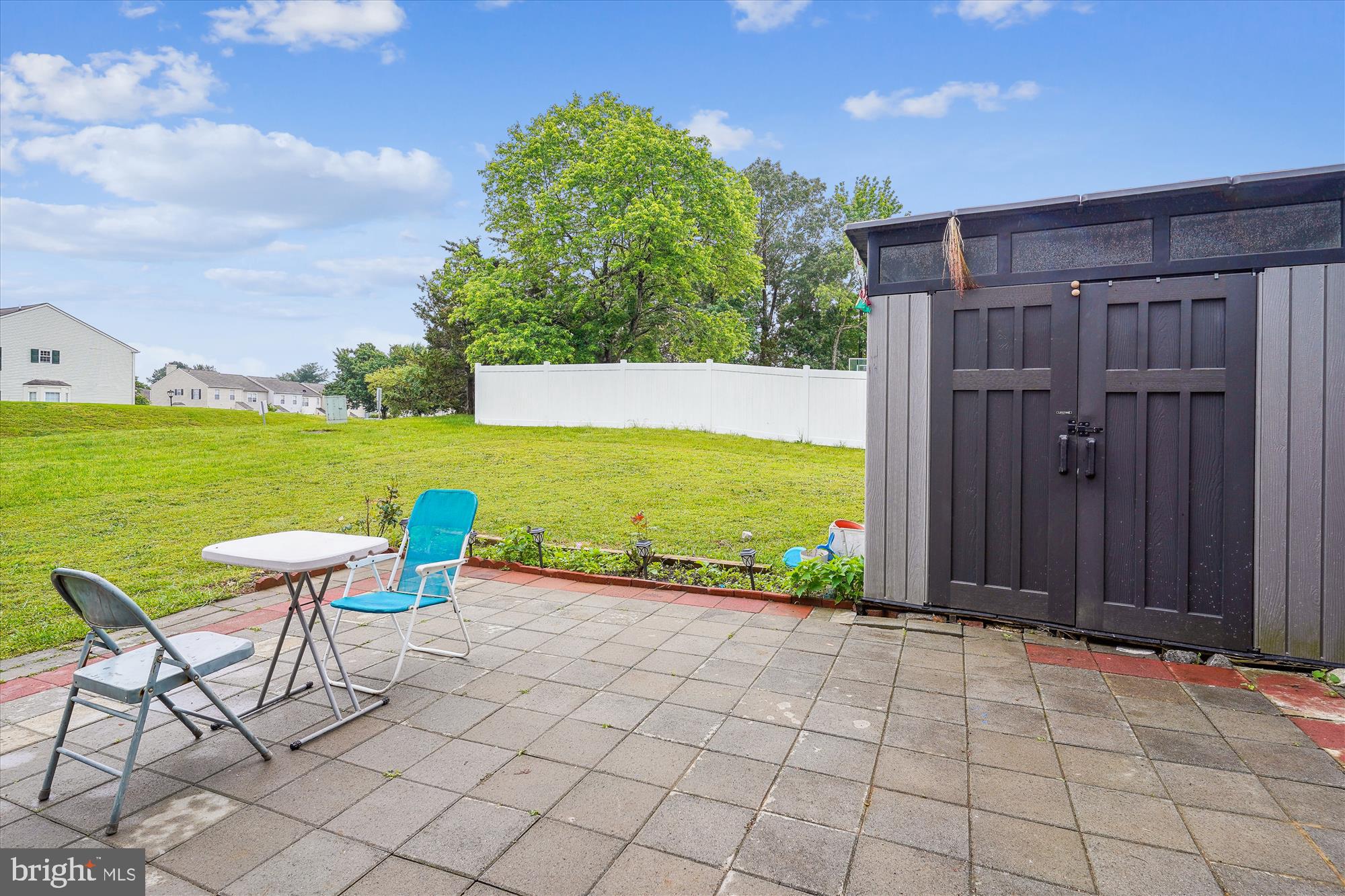 BREEZEWOOD FOREST - Residential Lease