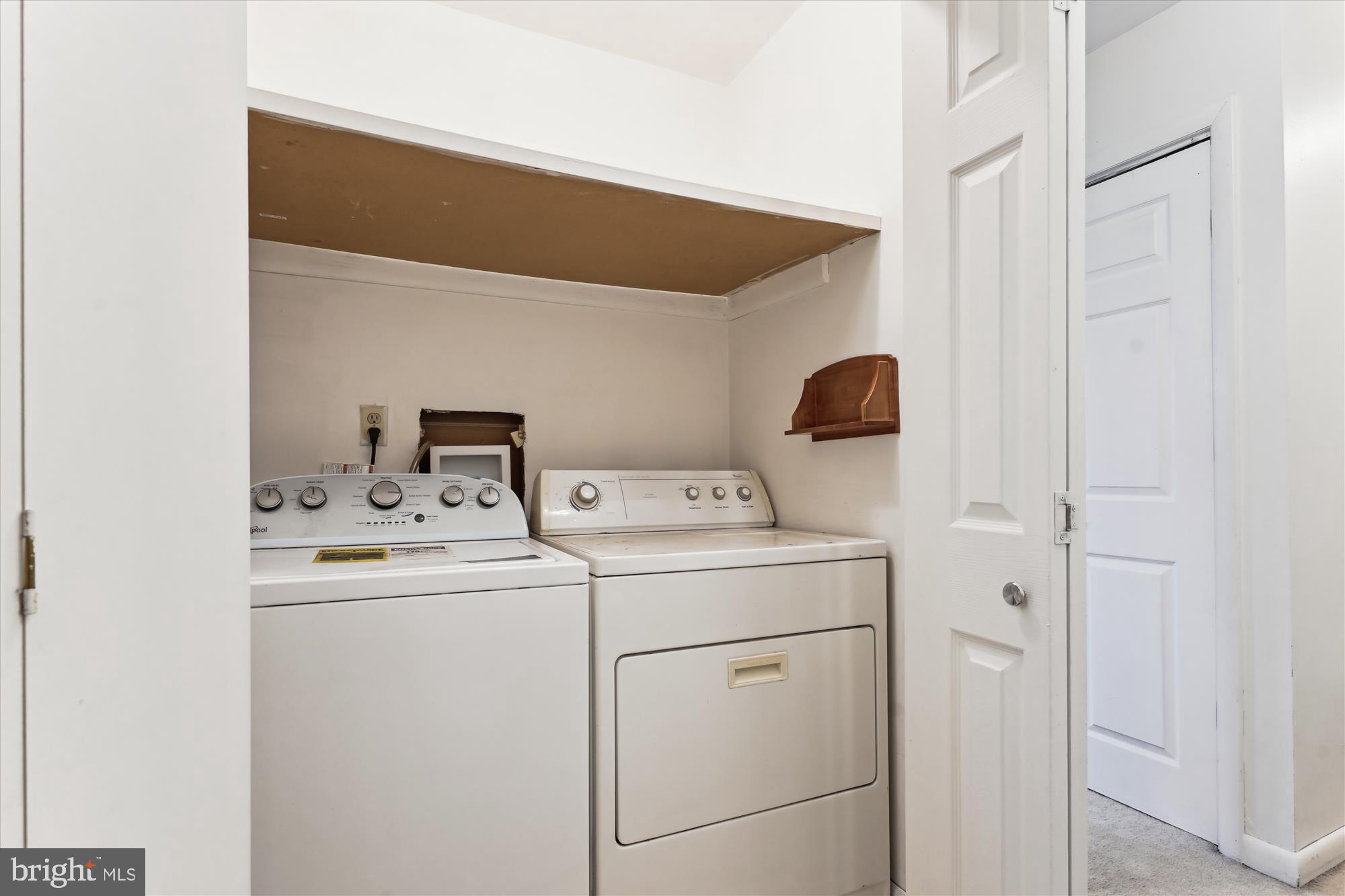 BREEZEWOOD FOREST - Residential Lease