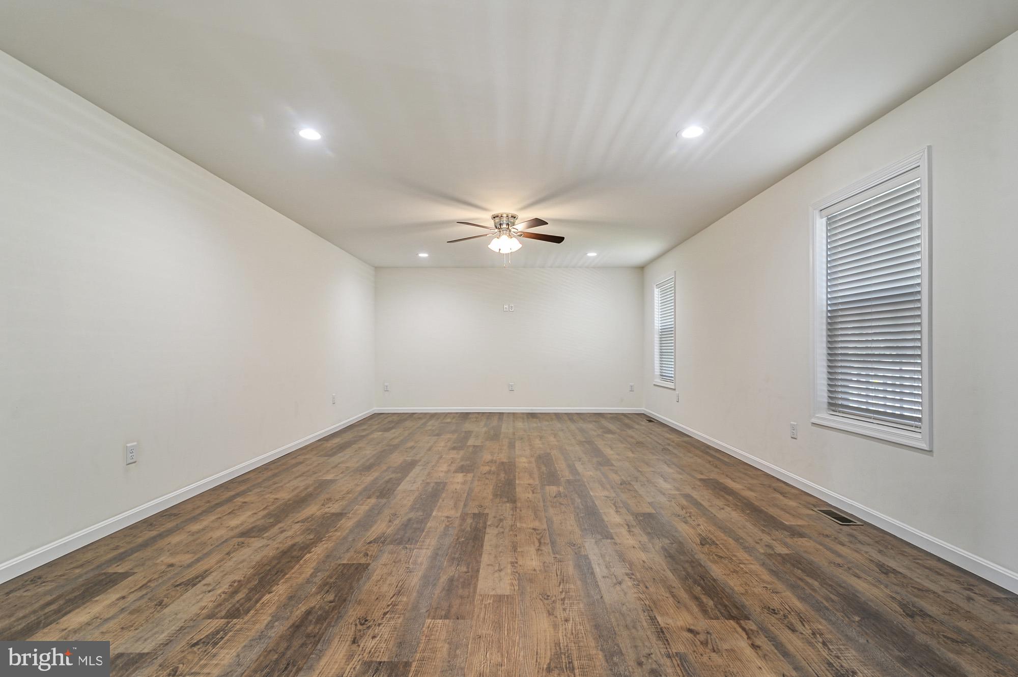 164 RIVER CLIFF CIRCLE