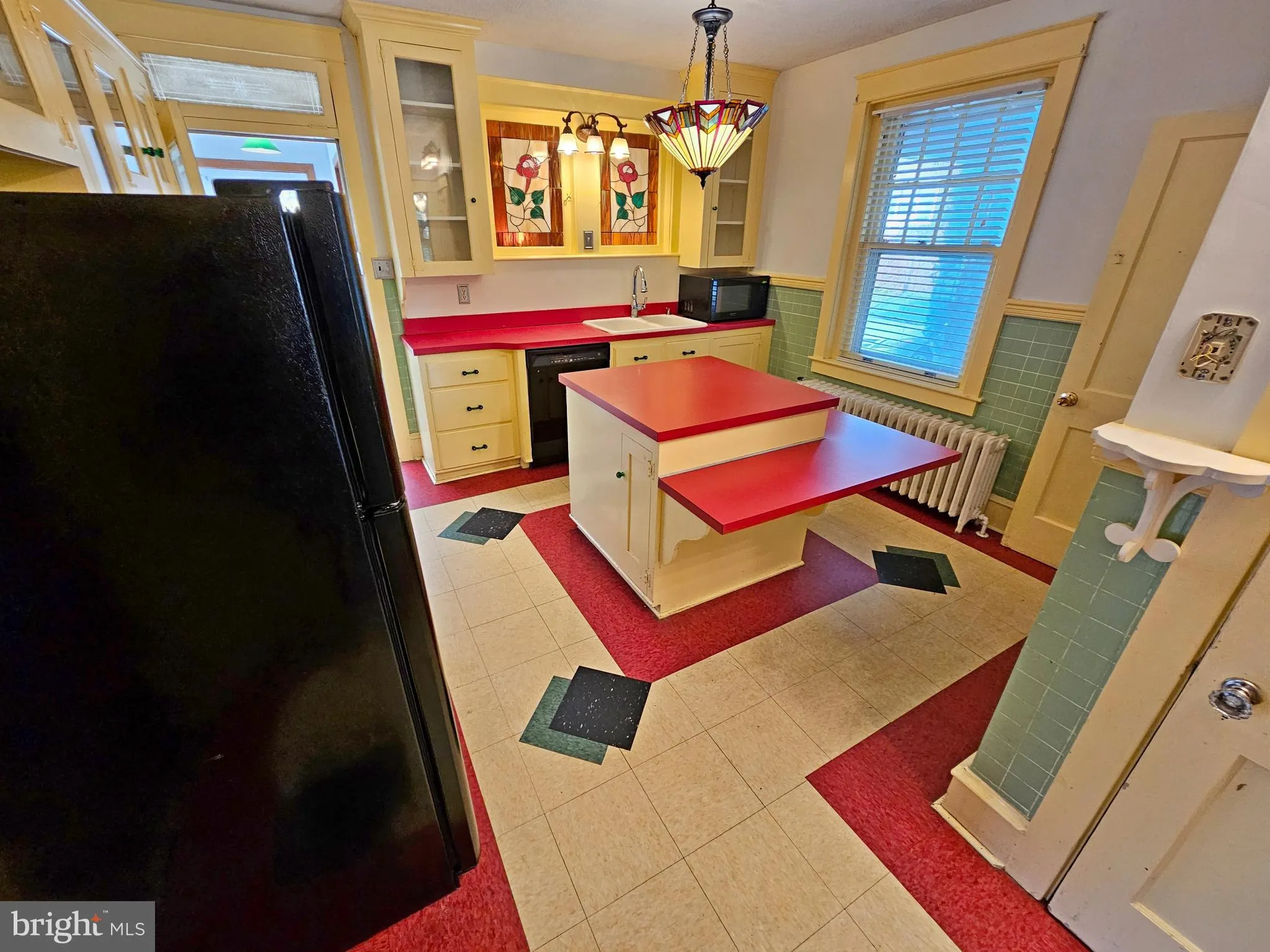 Akron, Pennsylvania 17501, United States, 4 Bedrooms Bedrooms, ,3 BathroomsBathrooms,Residential,Coming Soon,243575