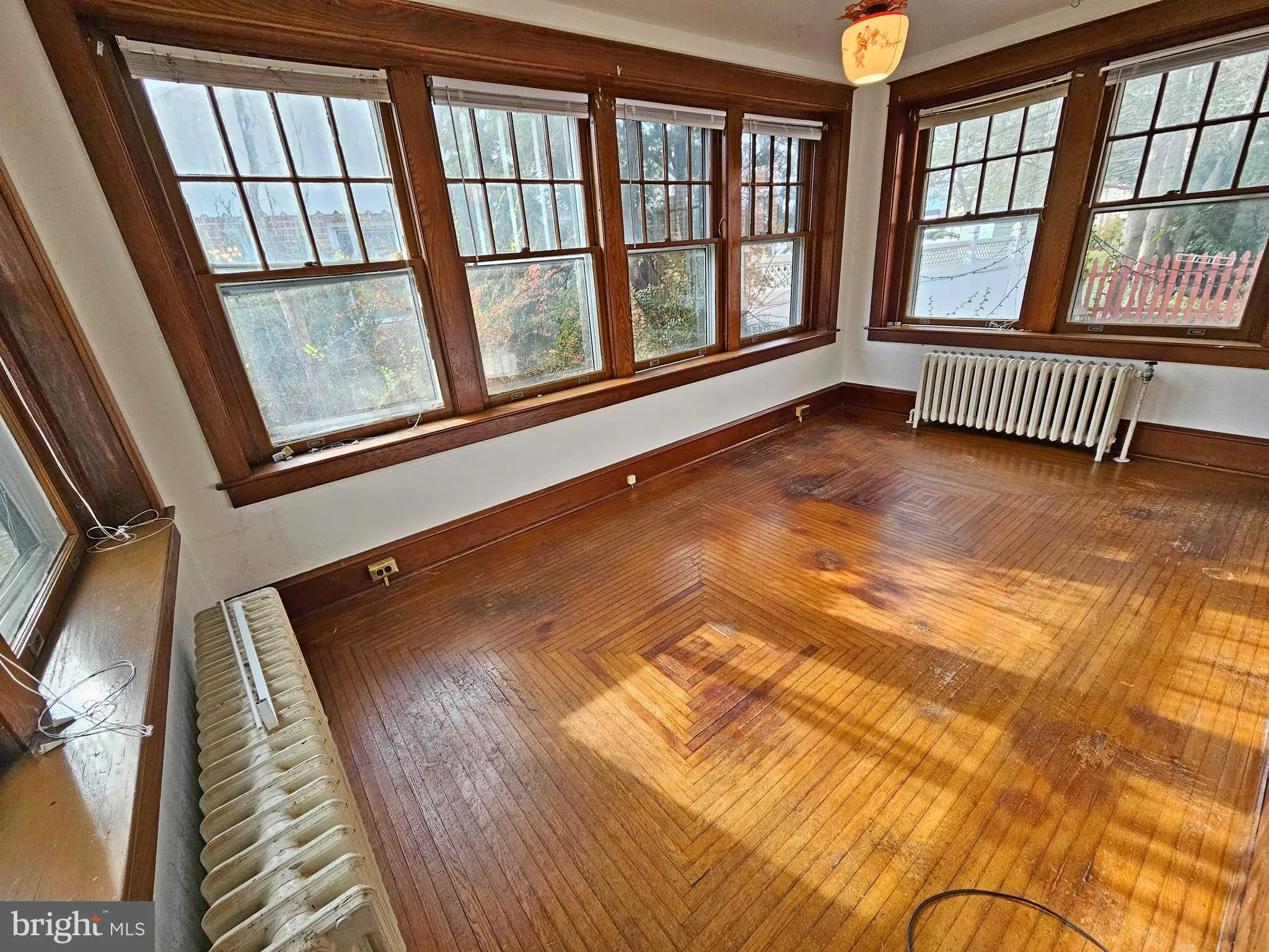 Akron, Pennsylvania 17501, United States, 4 Bedrooms Bedrooms, ,3 BathroomsBathrooms,Residential,Coming Soon,243575