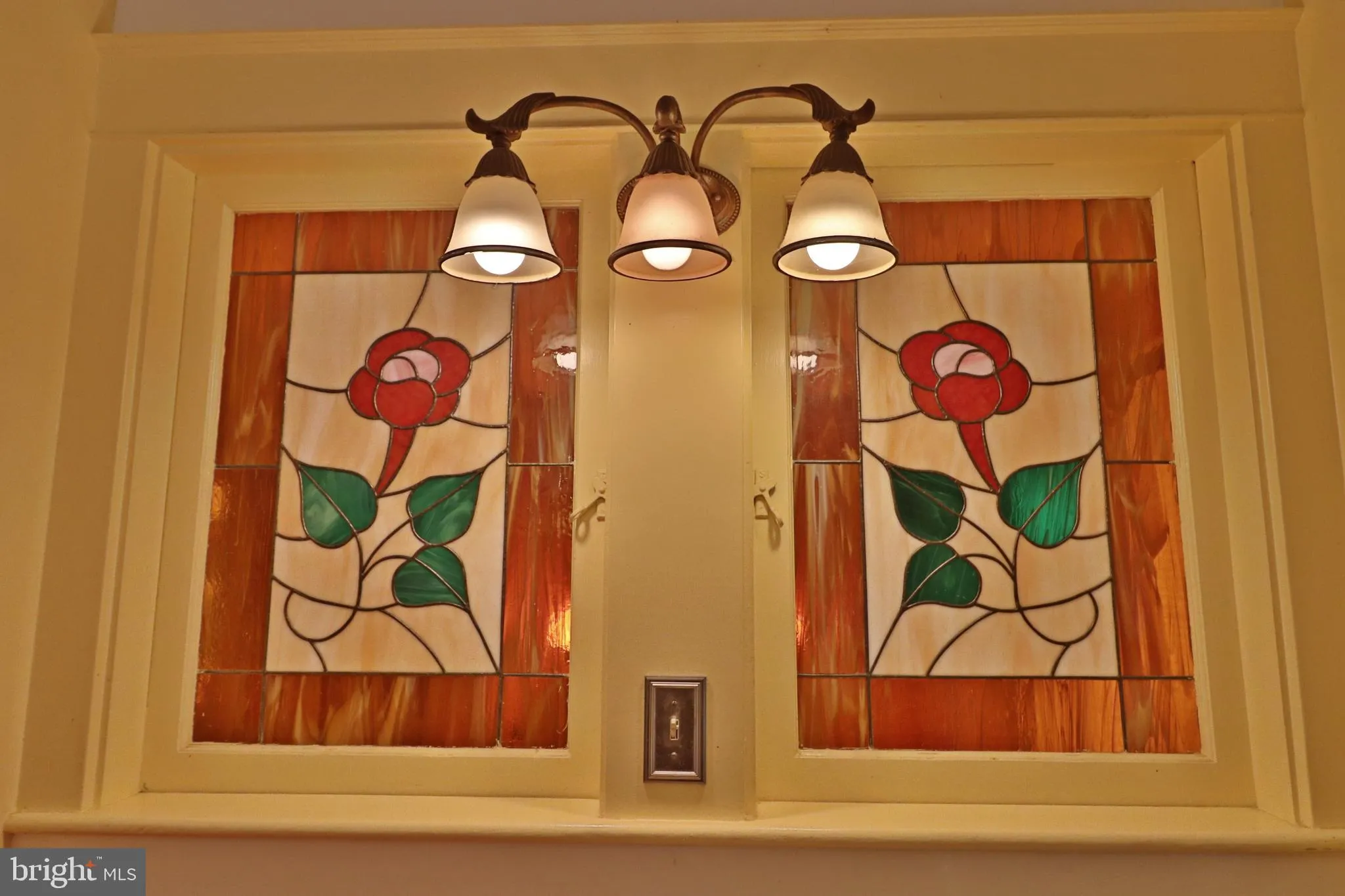 Akron, Pennsylvania 17501, United States, 4 Bedrooms Bedrooms, ,3 BathroomsBathrooms,Residential,Coming Soon,243575