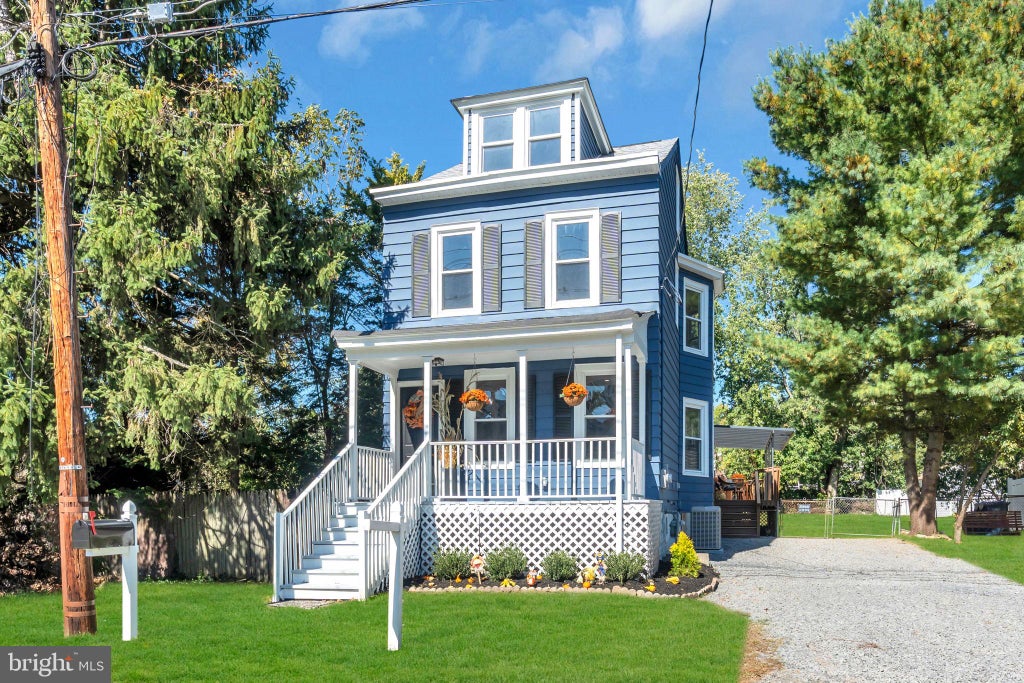 Photo of 52 Betts Avenue, LAWRENCEVILLE, NJ 08648 (MLS # NJME2084838)
