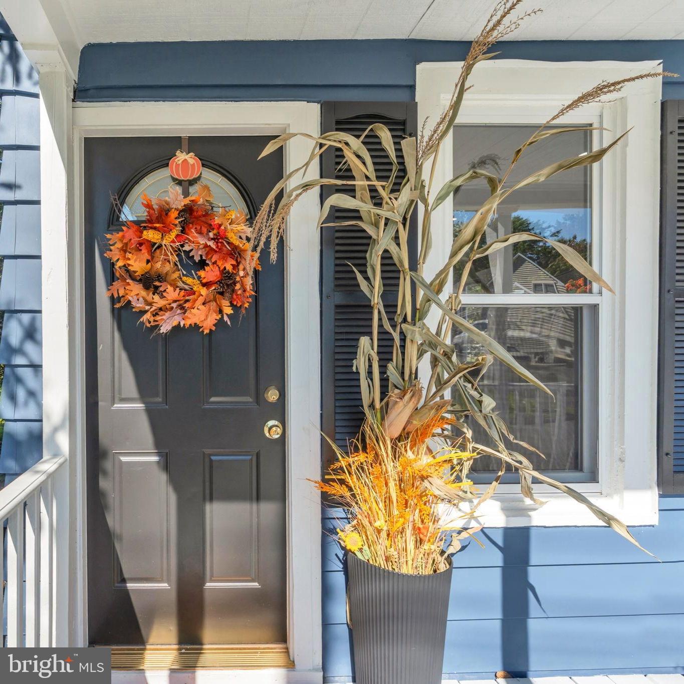 52 BETTS AVENUE