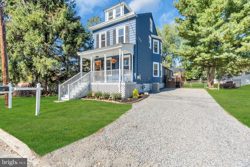 Photo of 52 Betts Avenue, LAWRENCEVILLE, NJ 08648 (MLS # NJME2084838)