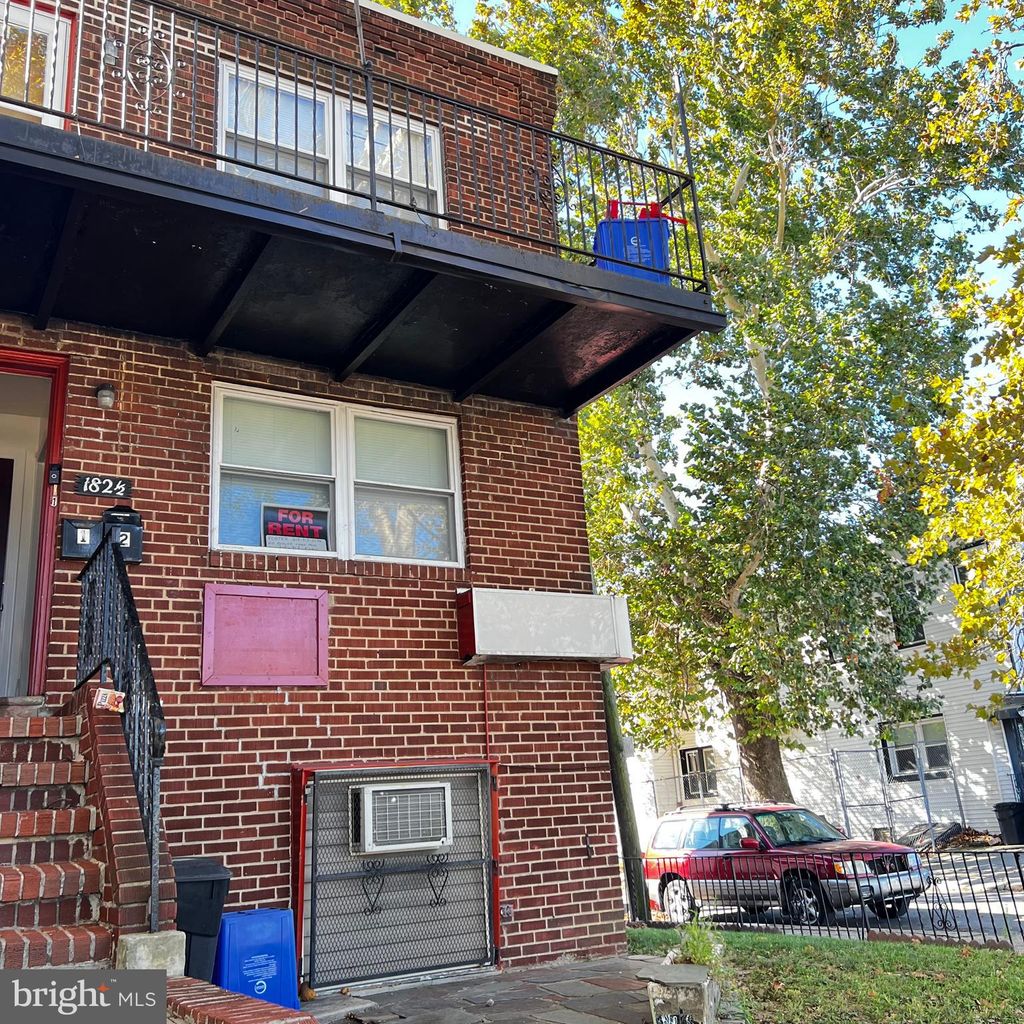 Photo of 182 W Roosevelt Boulevard 1/2, PHILADELPHIA, PA 19120 (MLS # PAPH2548788)