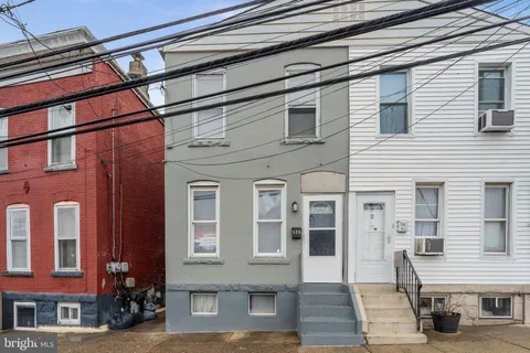 535 Brunswick Avenue, Trenton, NJ MLS: NJME2070984