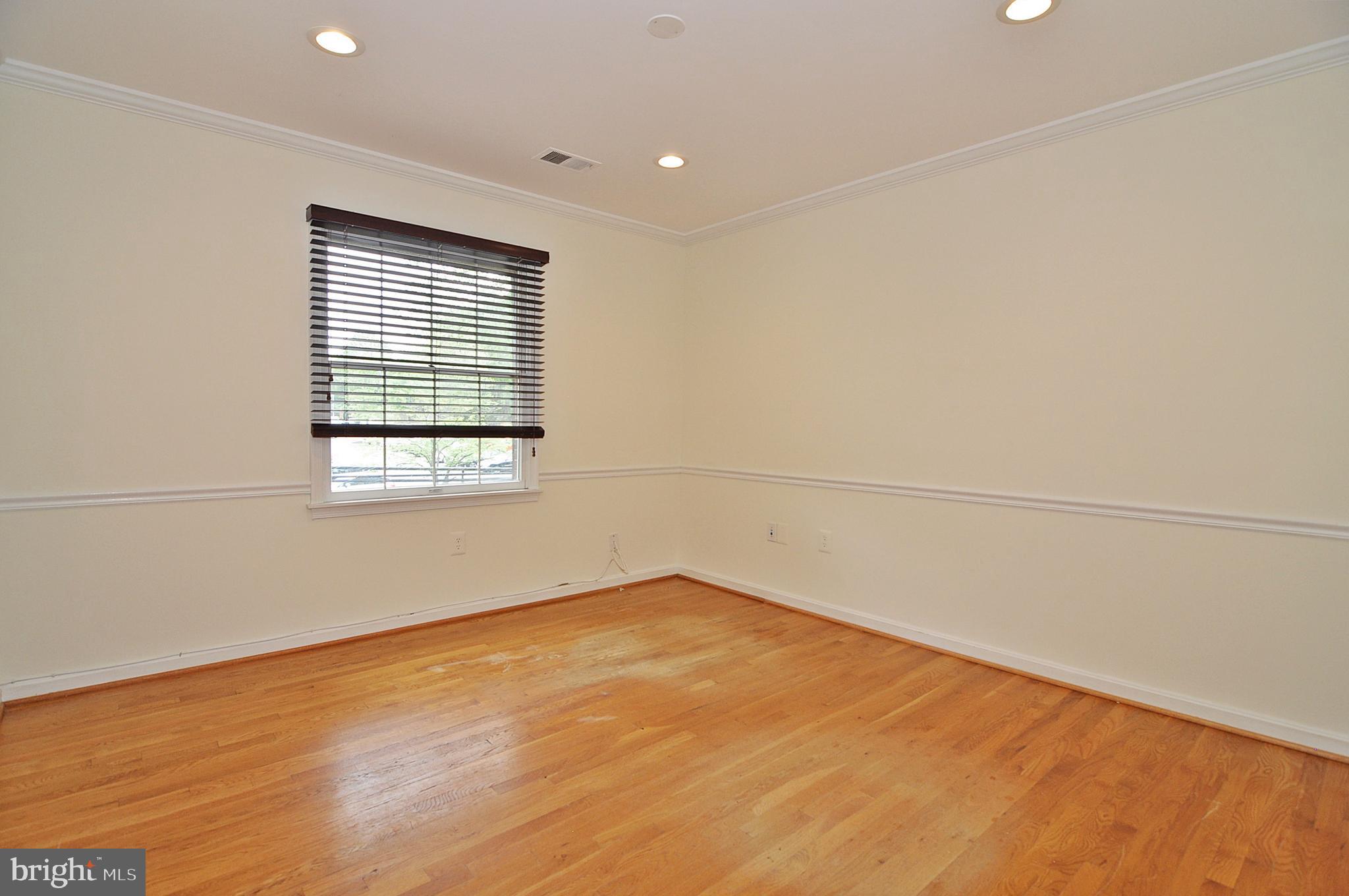 CITY OF FAIRFAX - Commercial Sale