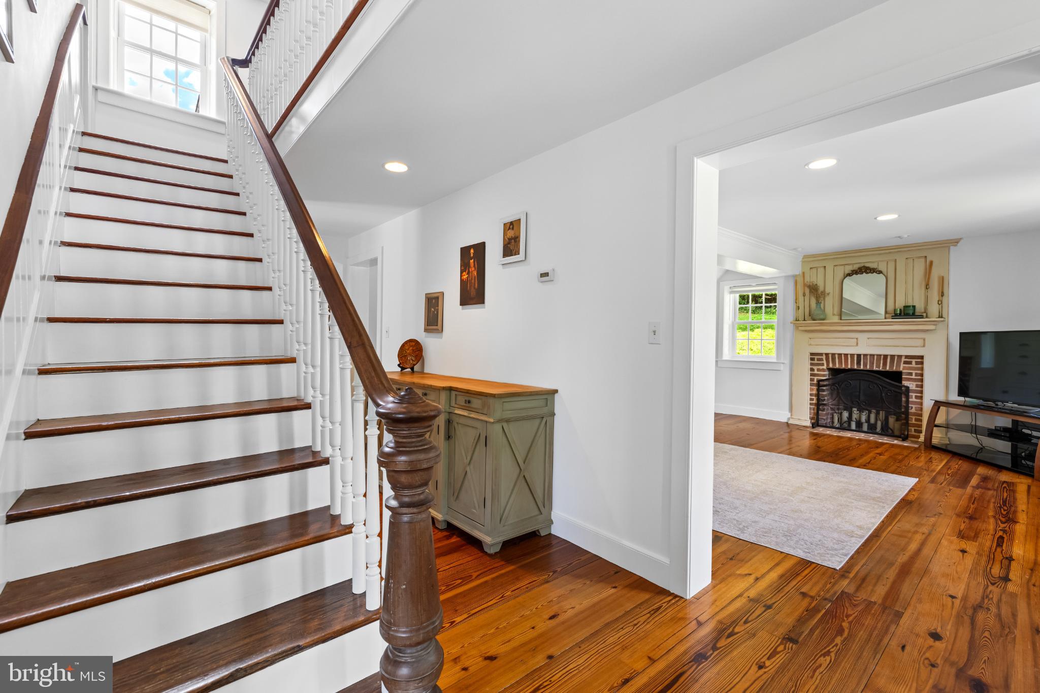 2212 RIVER BEND COURT