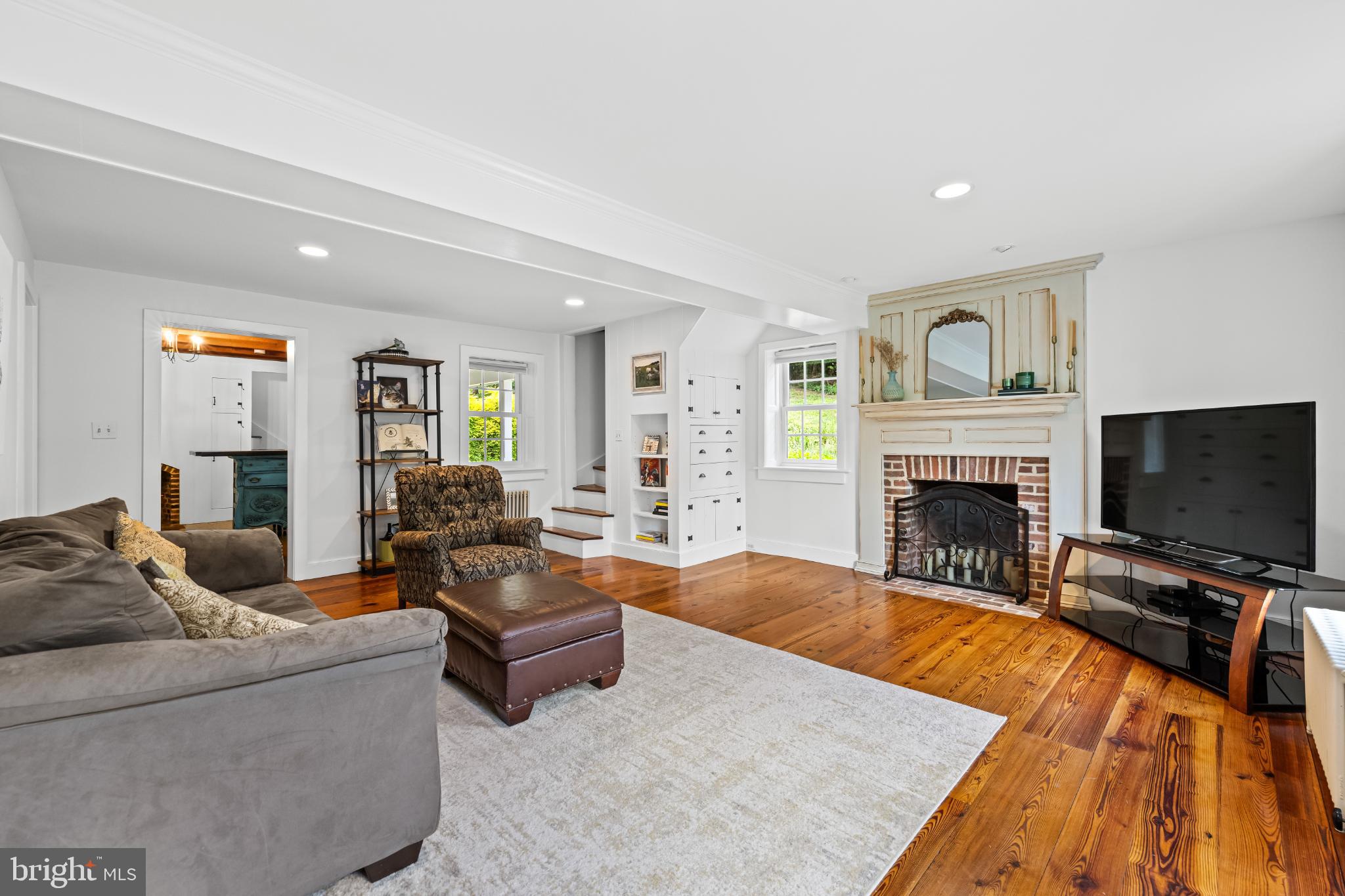 2212 RIVER BEND COURT