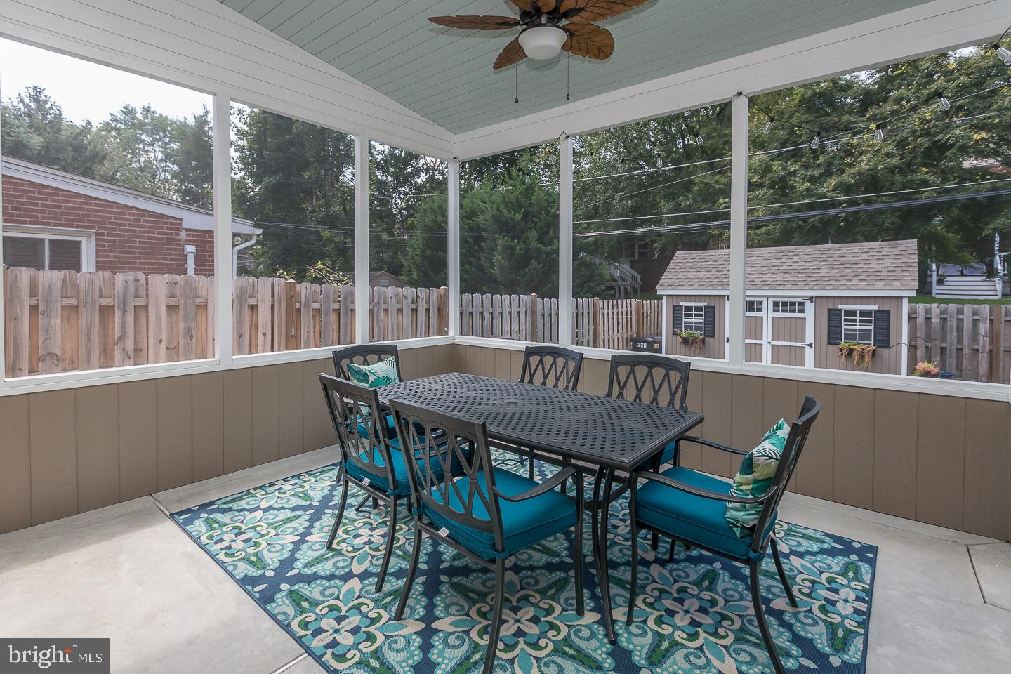 LLANERCH - Residential