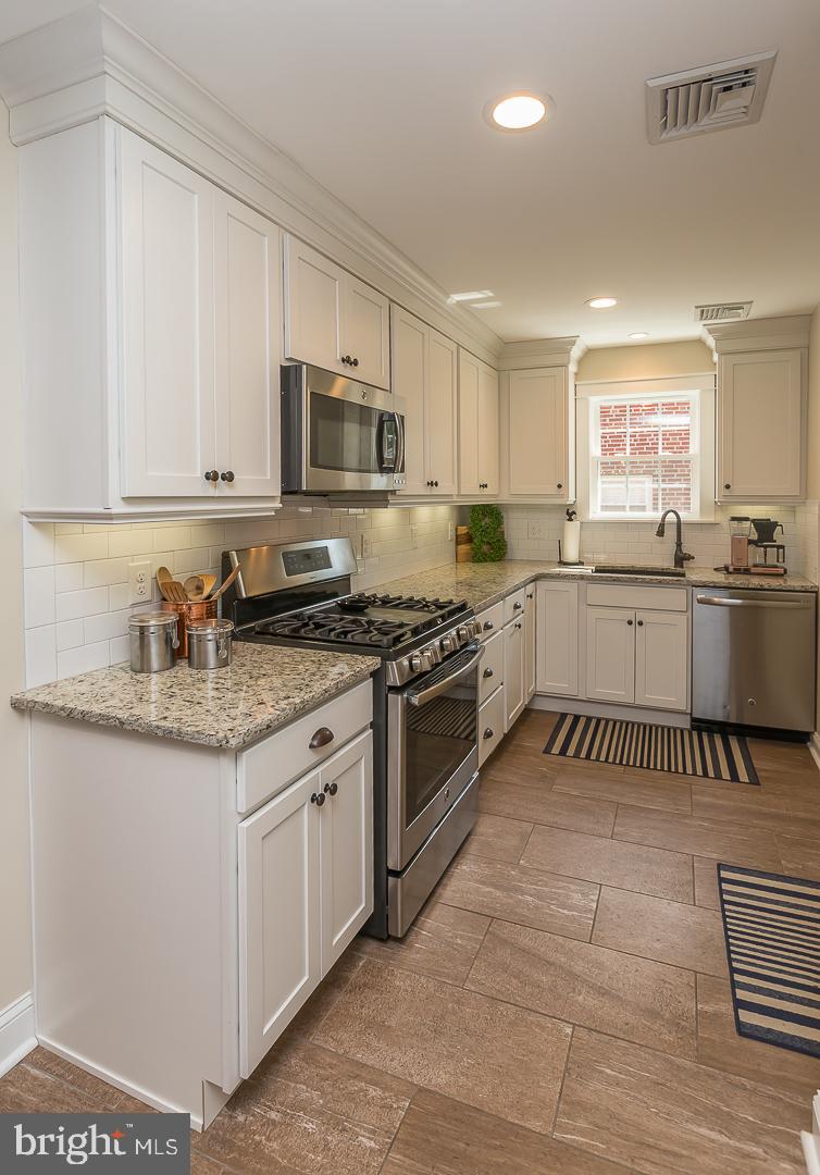 LLANERCH - Residential