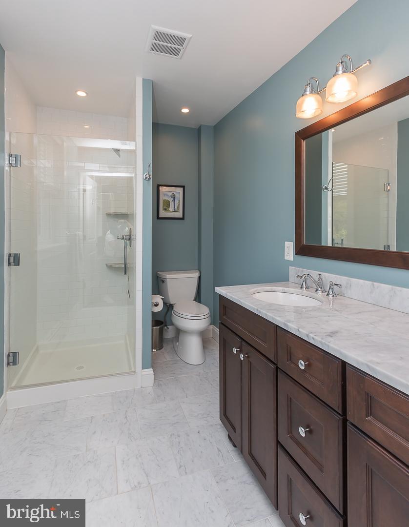 LLANERCH - Residential