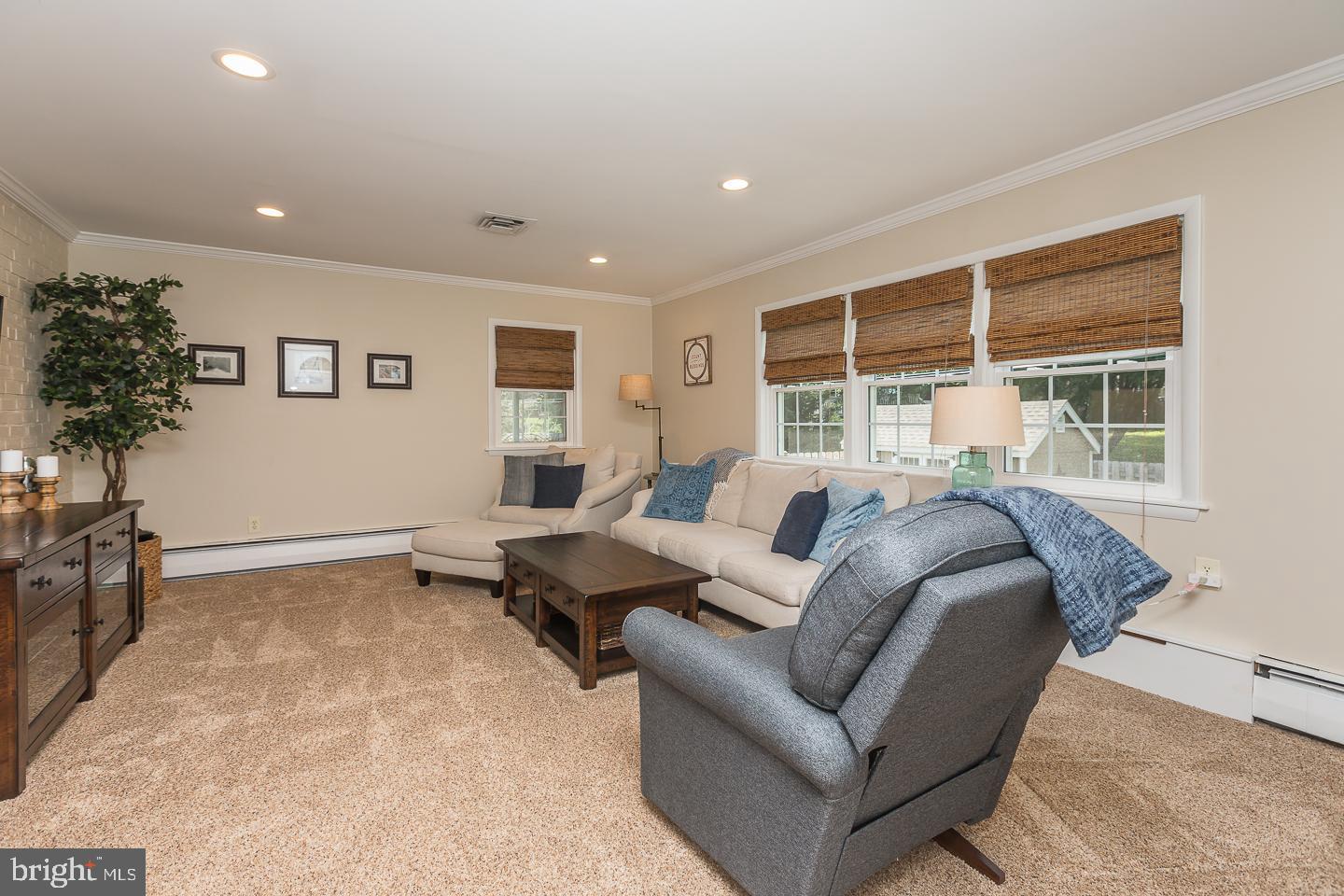 LLANERCH - Residential