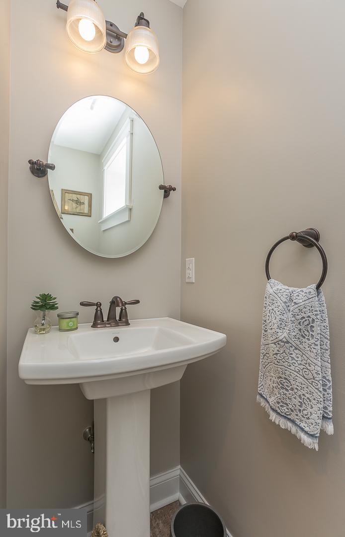 LLANERCH - Residential