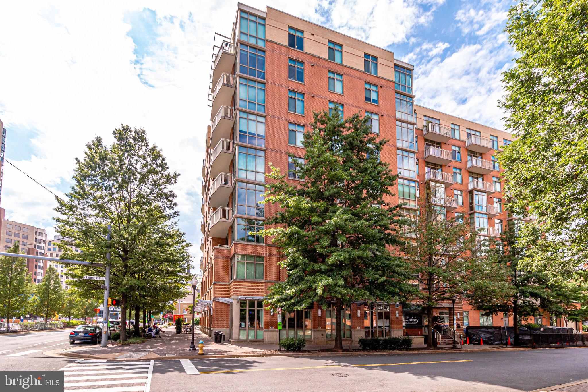 1000 N RANDOLPH STREET 805
