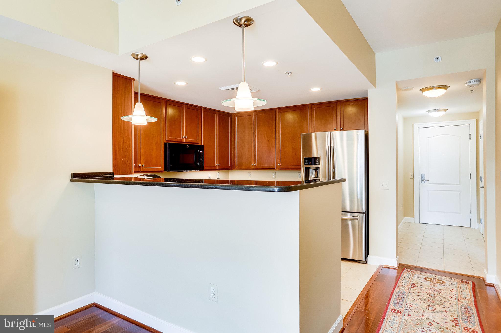 1000 N RANDOLPH STREET 805
