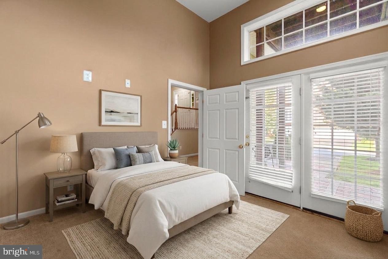 8916 LEE MANOR DRIVE