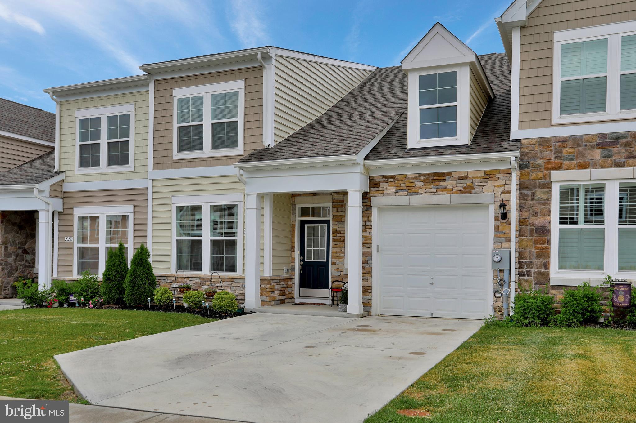 ROSEWOOD VILLAGE - Residential