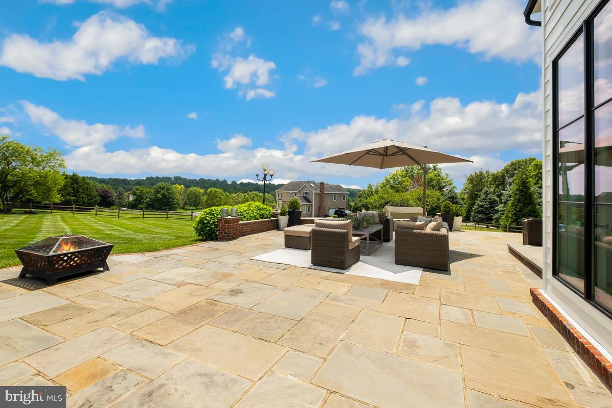 GREENHILLS FARM - Residential