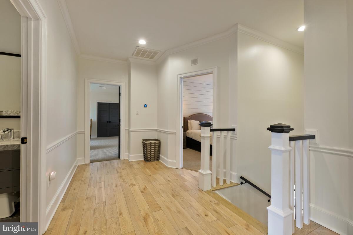 GREENHILLS FARM - Residential