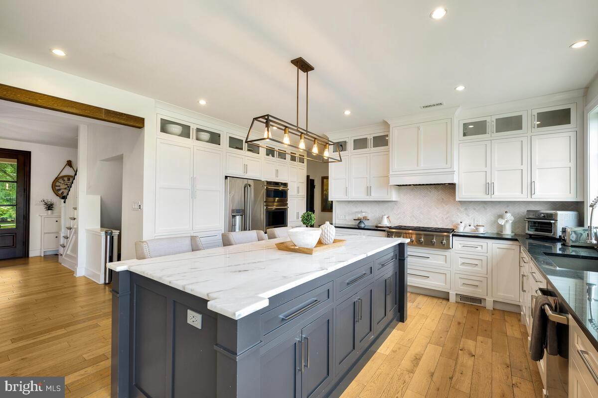 GREENHILLS FARM - Residential