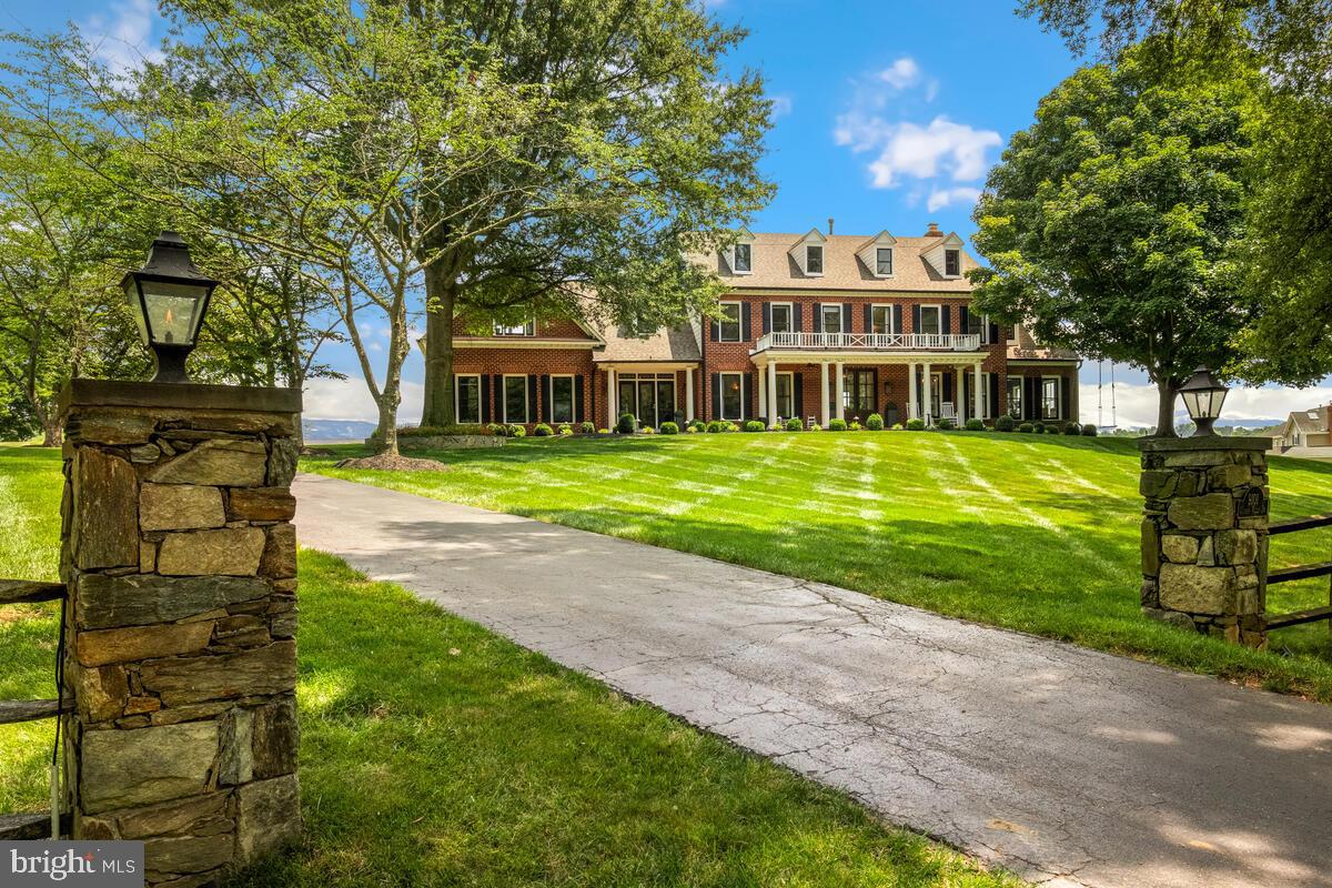 GREENHILLS FARM - Residential