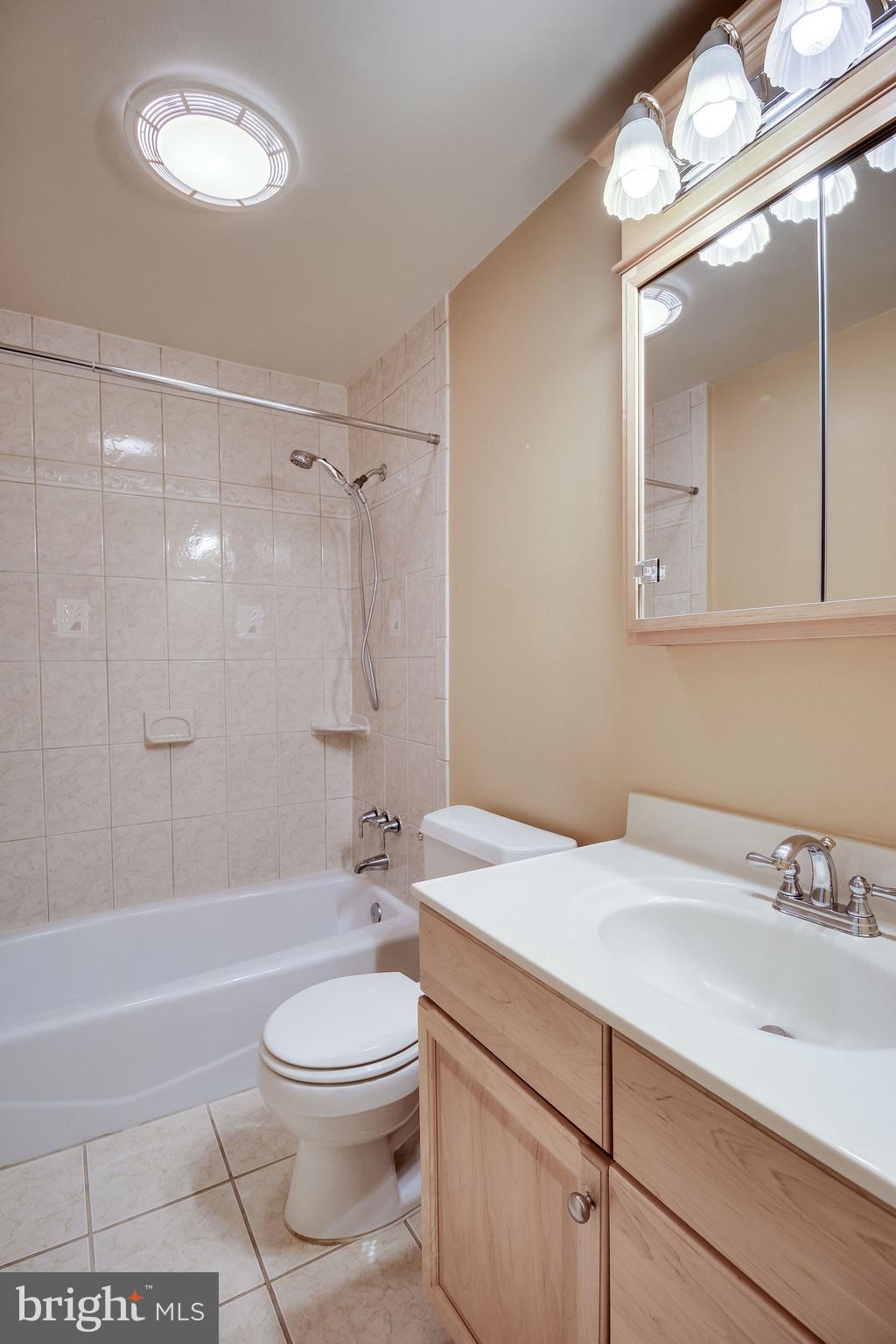 MT VERNON HILLS - Residential