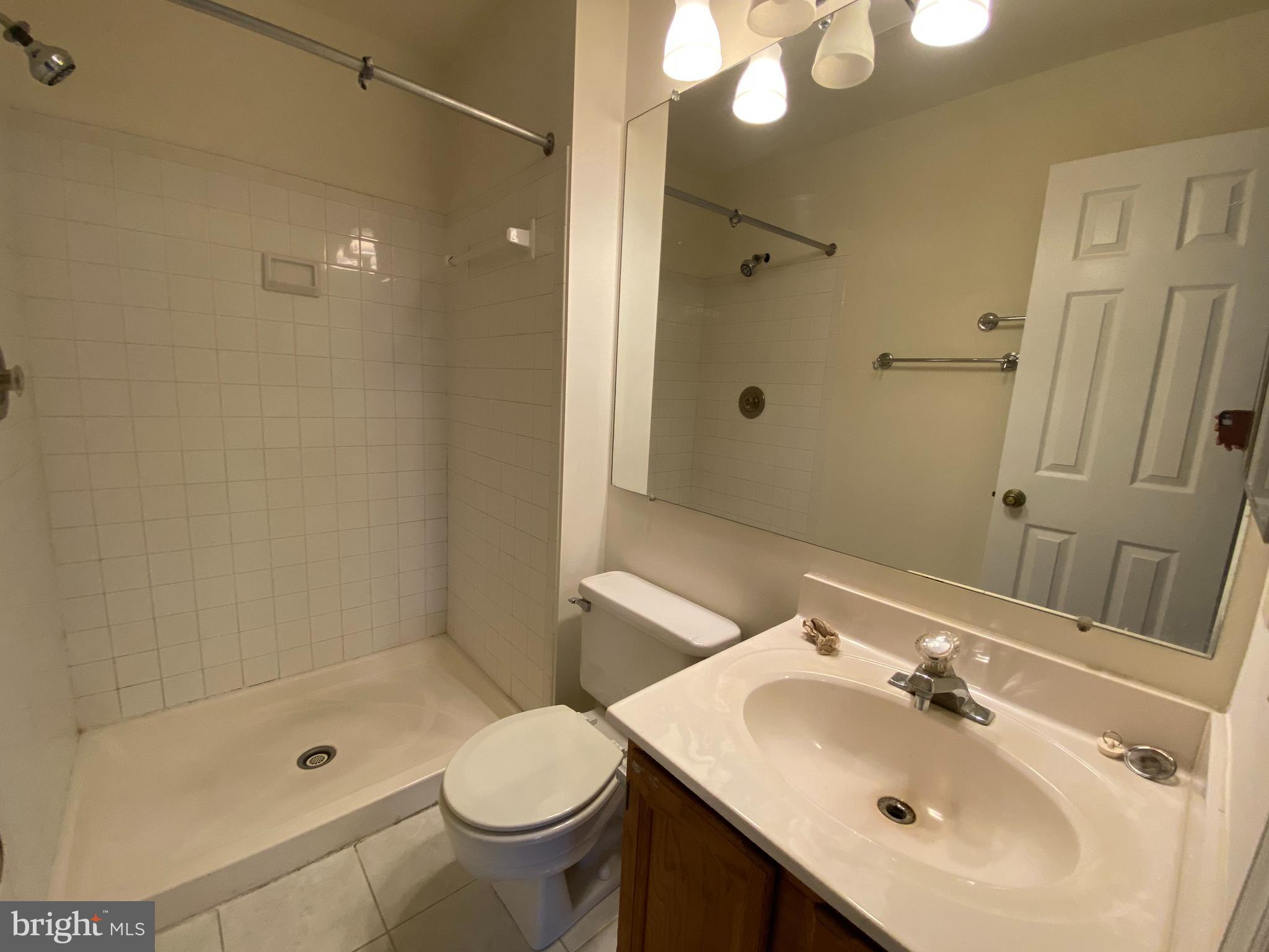 BALLANTRAYE - Residential Lease