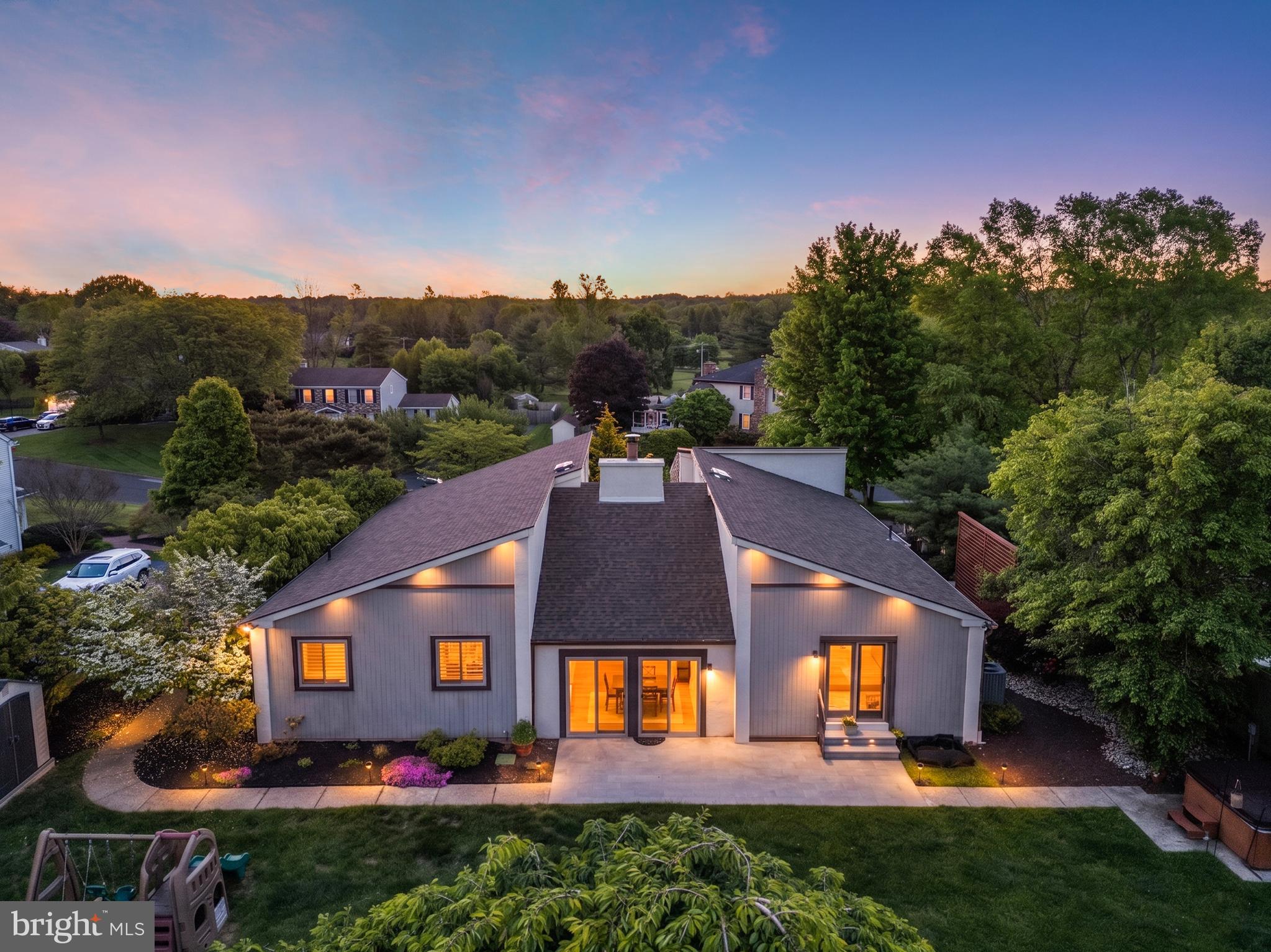 FEASTERVILLE - Residential