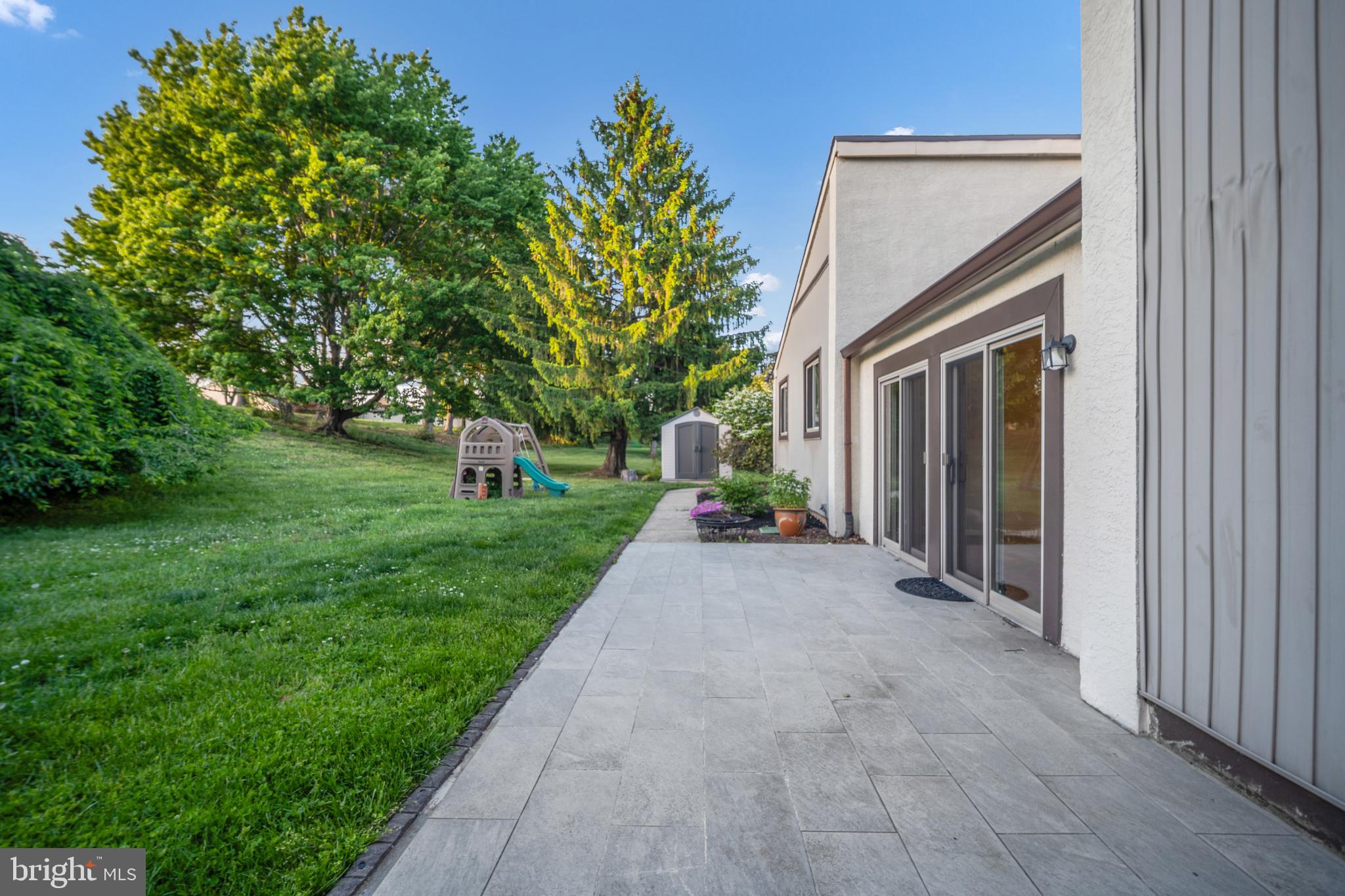 FEASTERVILLE - Residential