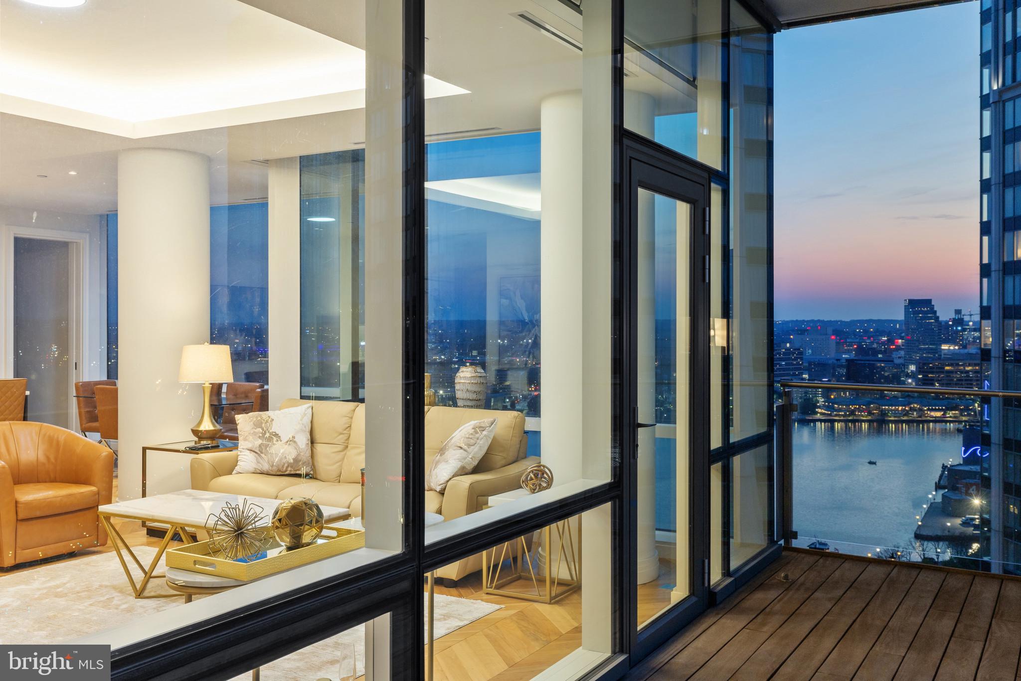 FOUR SEASONS PRIVATE RESIDENCES - Residential Lease