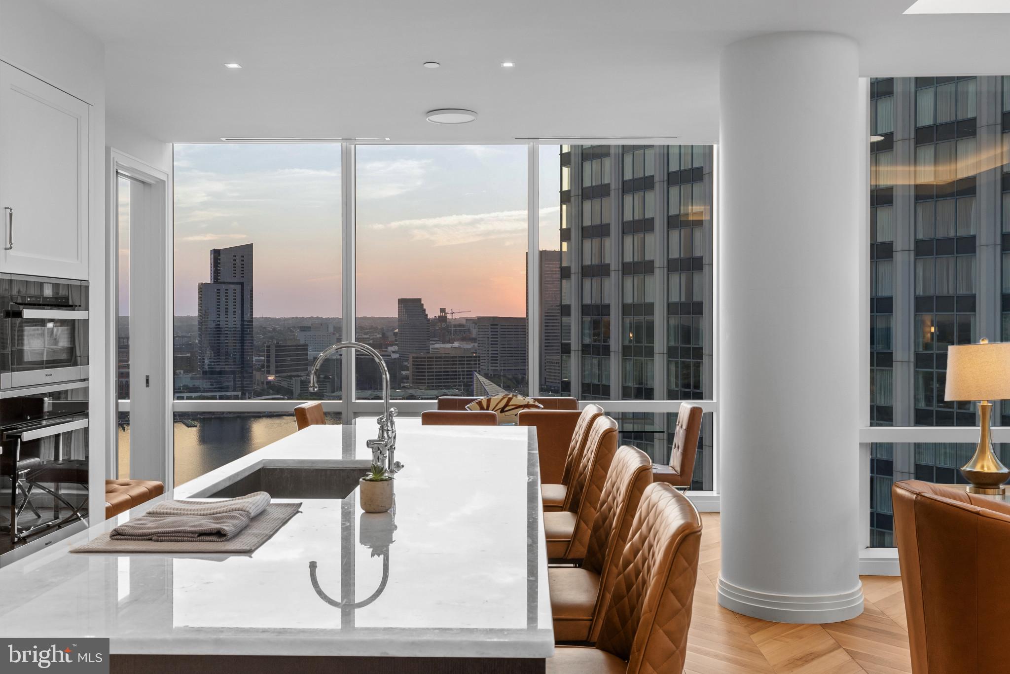 FOUR SEASONS PRIVATE RESIDENCES - Residential Lease