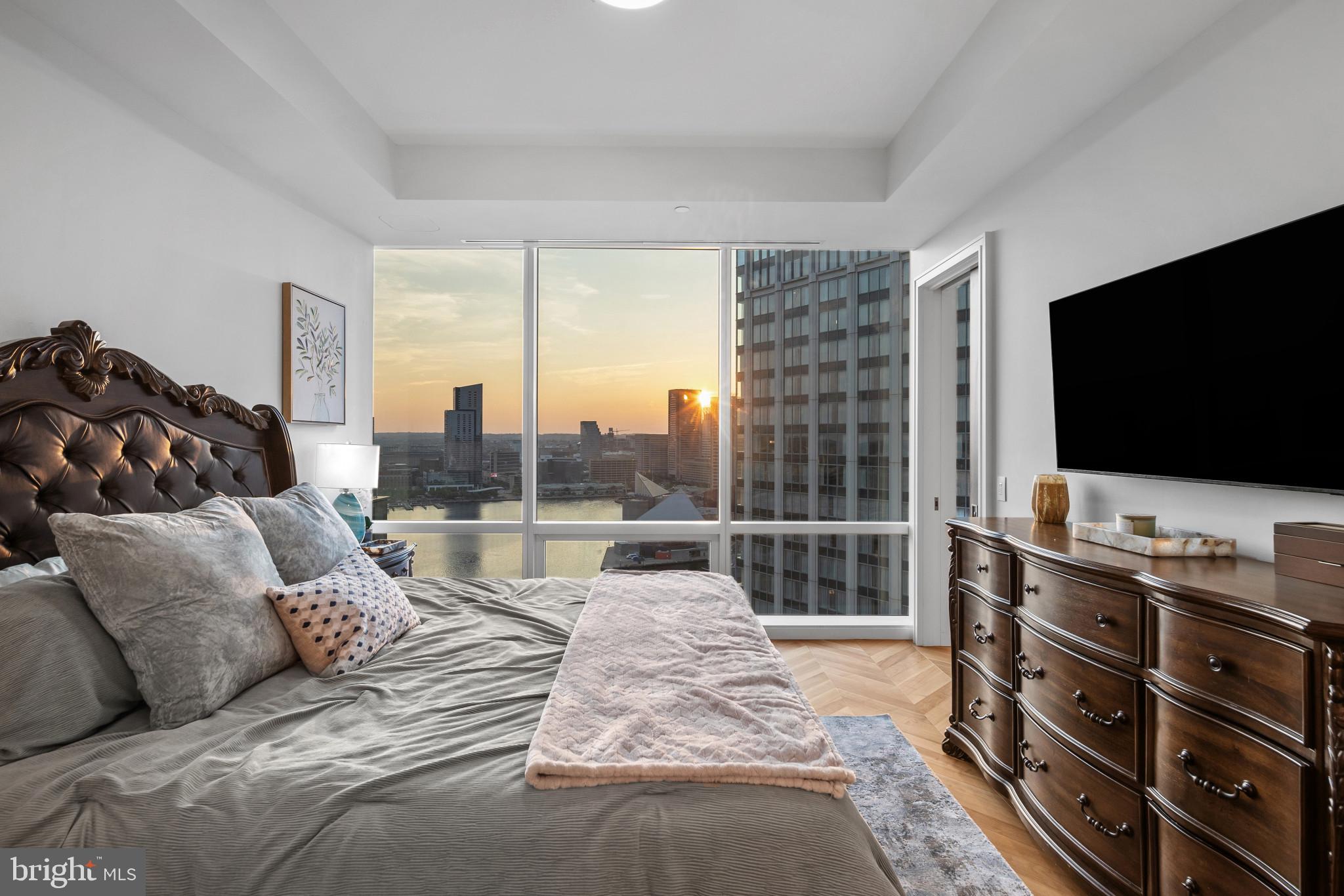 FOUR SEASONS PRIVATE RESIDENCES - Residential Lease