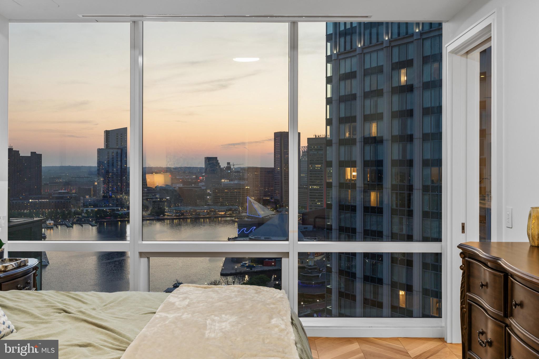 FOUR SEASONS PRIVATE RESIDENCES - Residential Lease