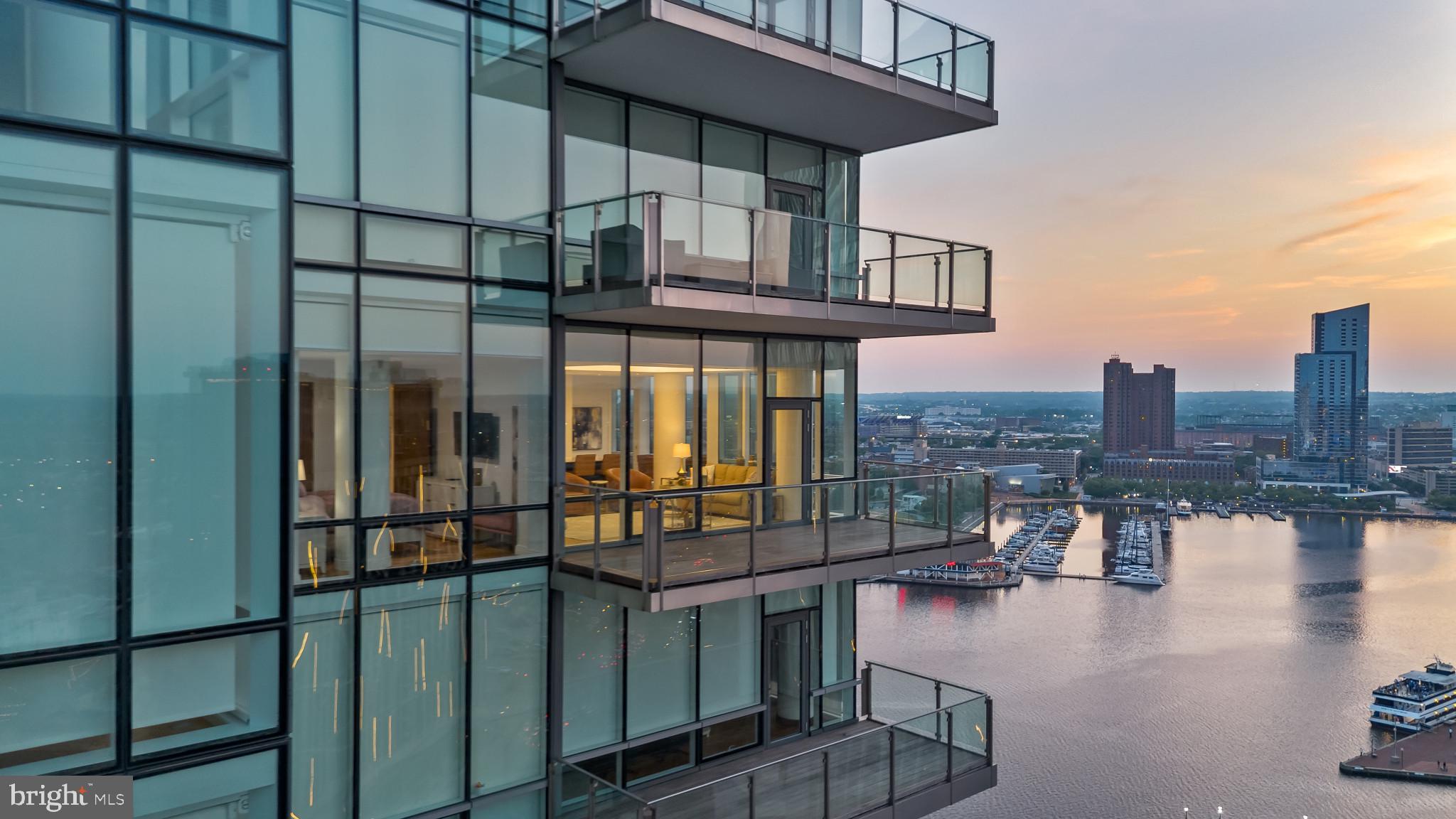FOUR SEASONS PRIVATE RESIDENCES - Residential Lease