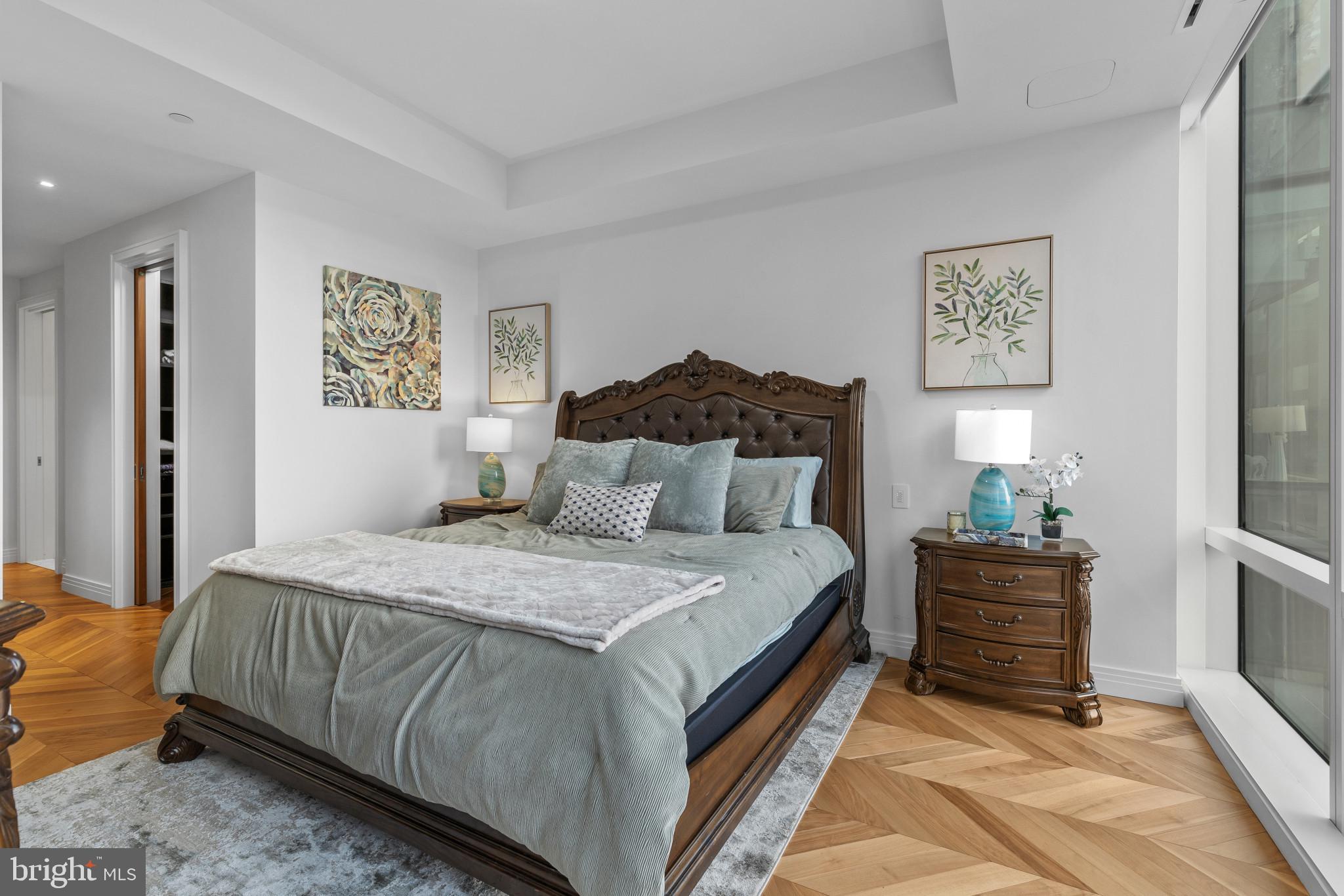 FOUR SEASONS PRIVATE RESIDENCES - Residential Lease