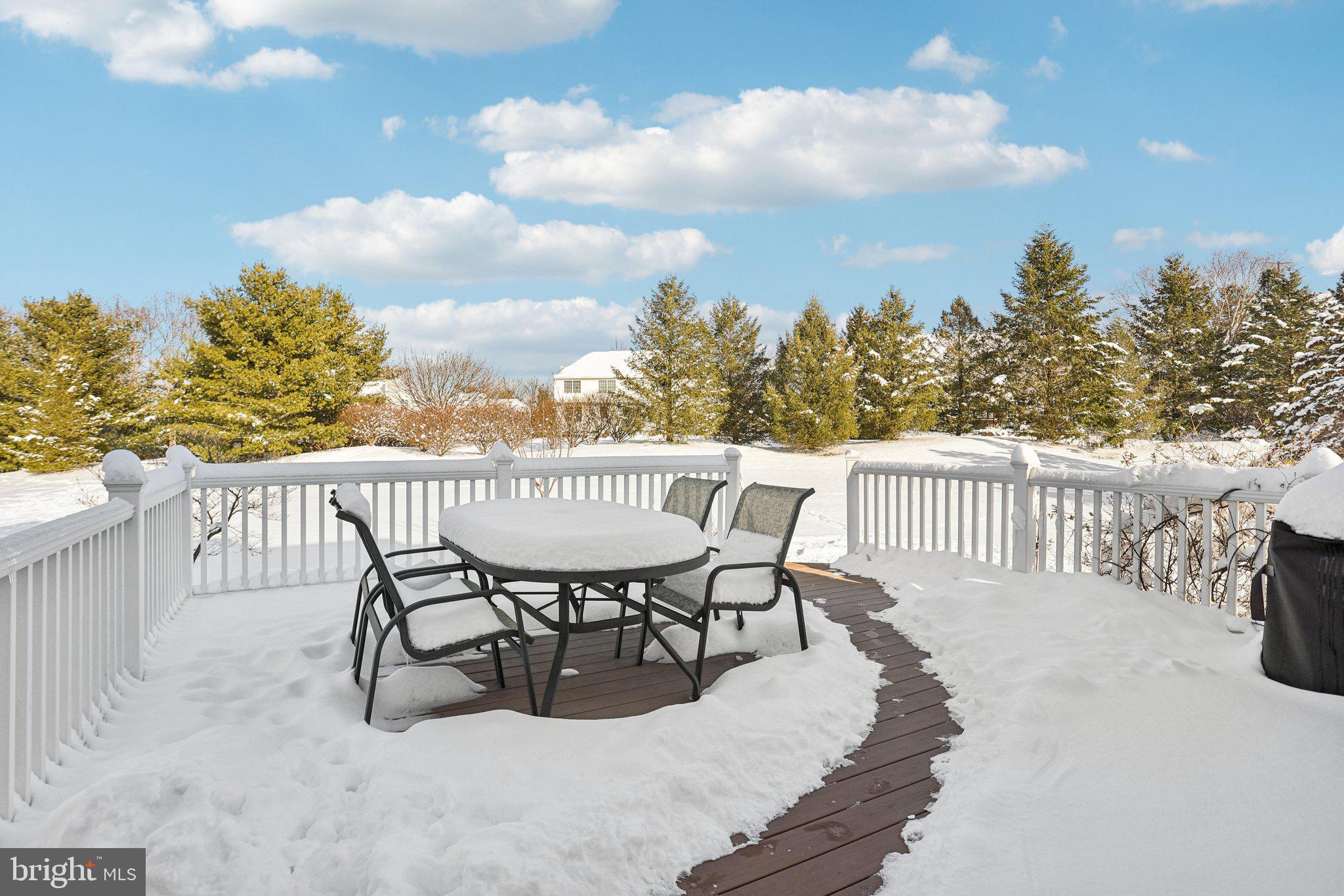 PENNS MEADOW - Residential