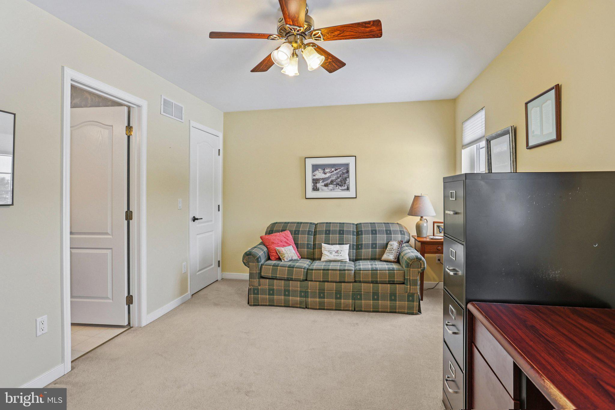 PENNS MEADOW - Residential