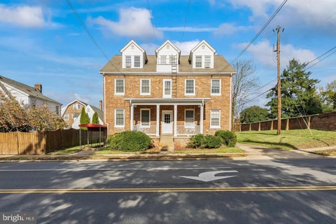 Homes For Rent - 715 William Street #3<br/> FREDERICKSBURG, VA 22401