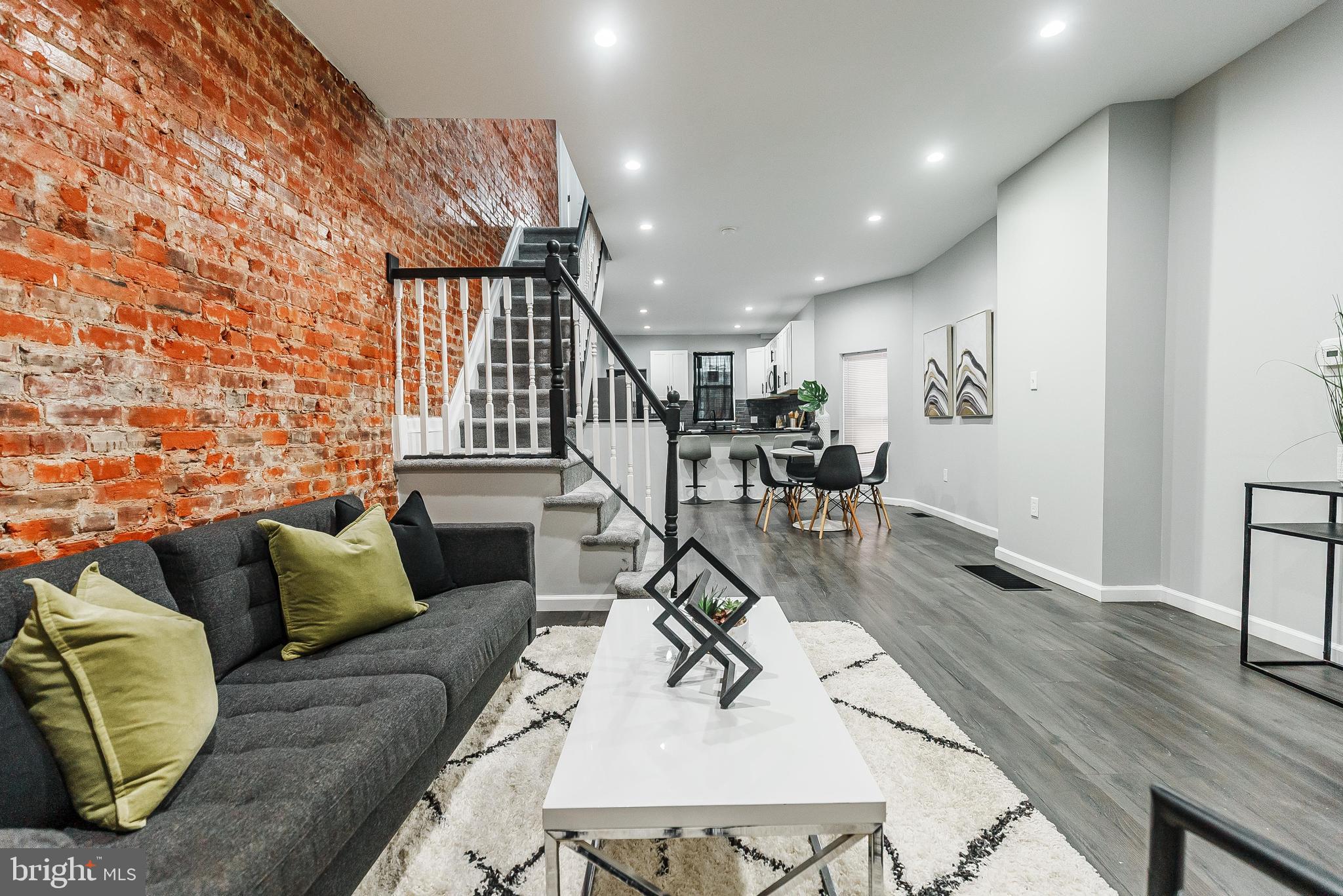 COBBS CREEK - Residential