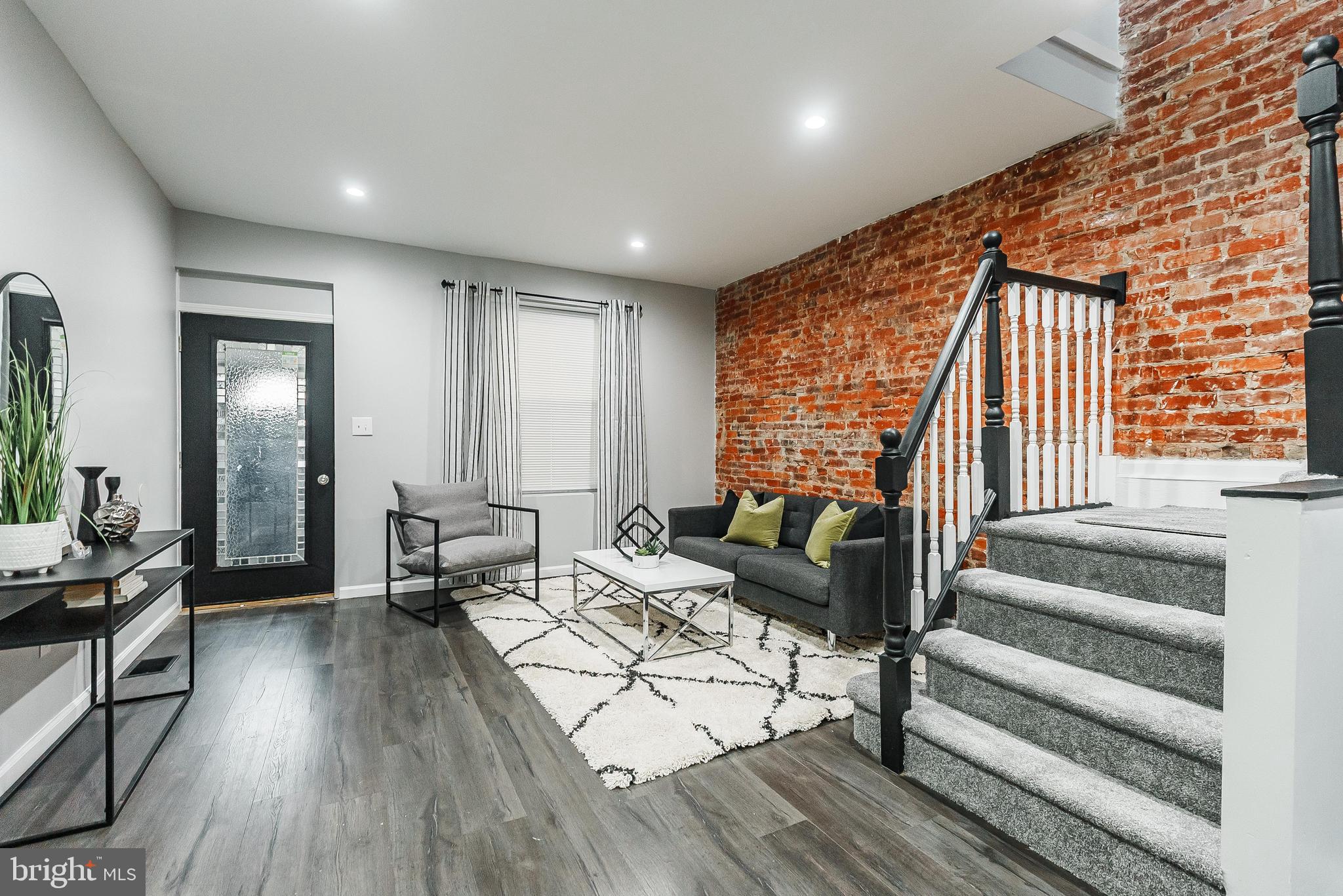 COBBS CREEK - Residential