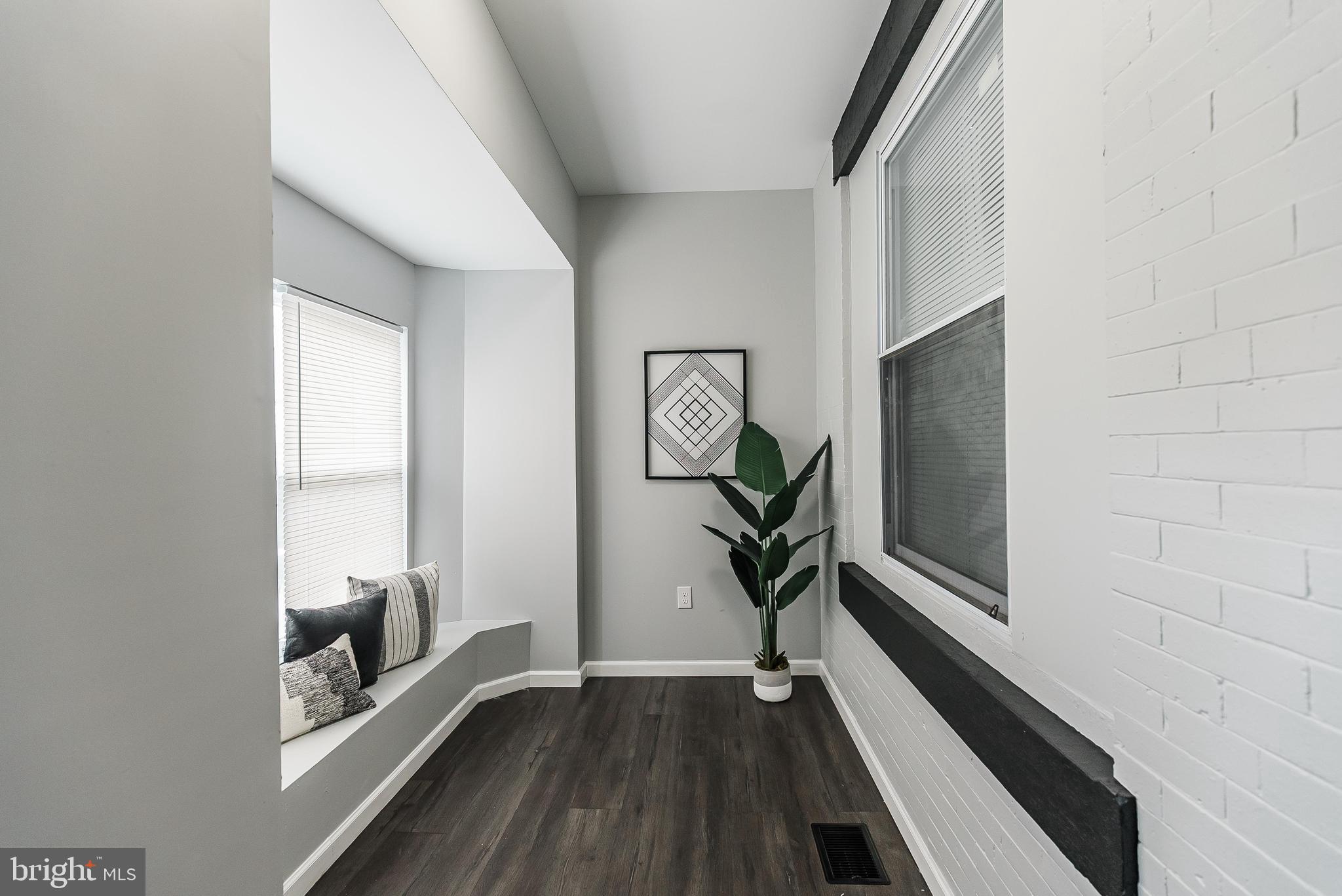 COBBS CREEK - Residential