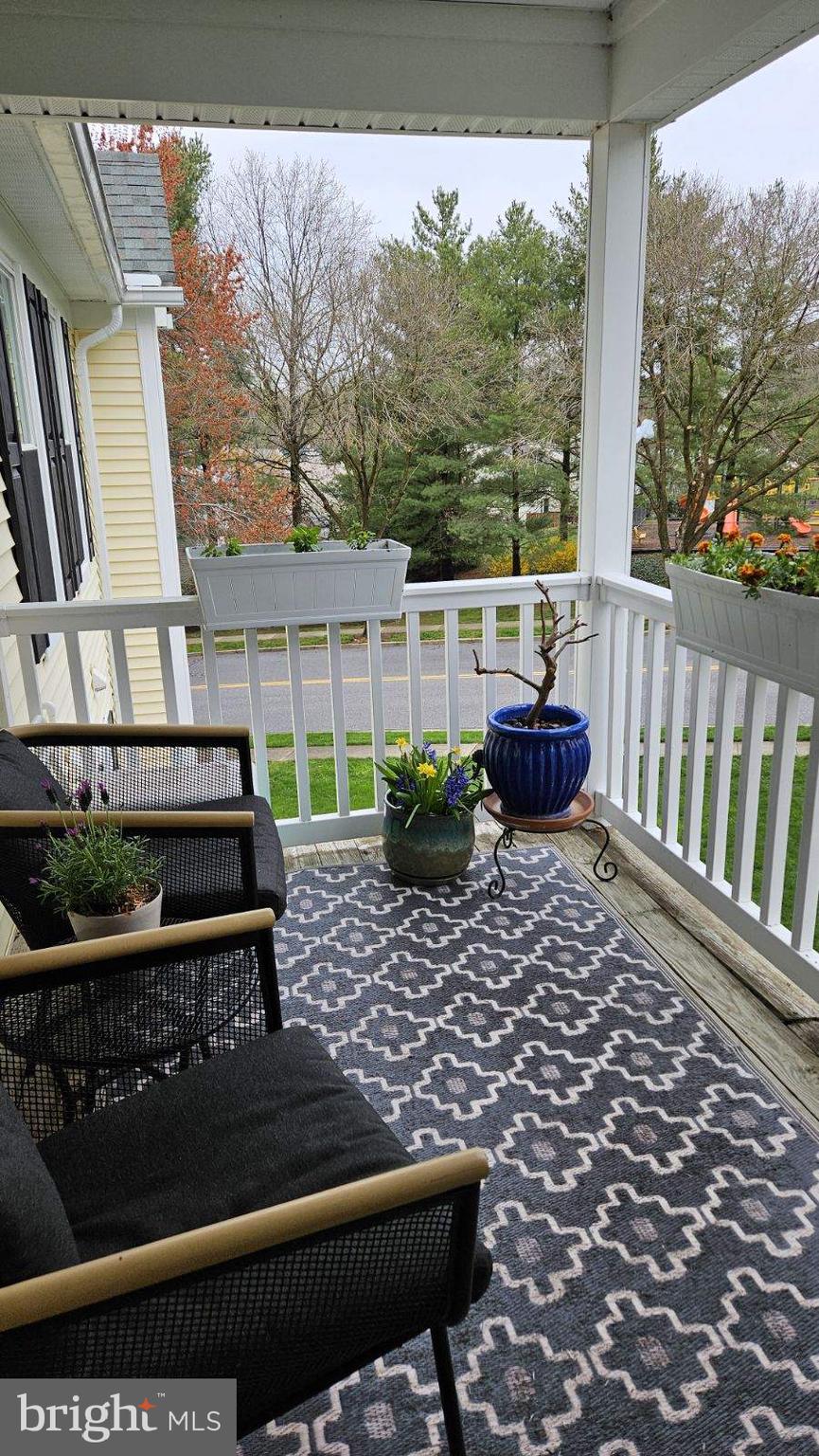 DEEP CREEK COMMONS - Residential