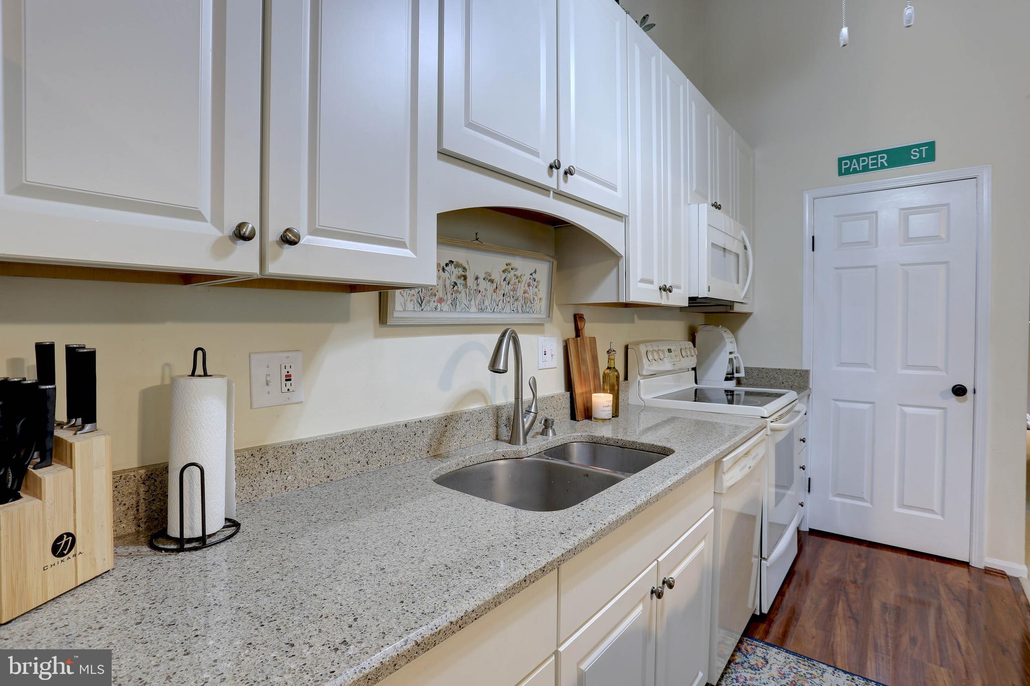 DEEP CREEK COMMONS - Residential